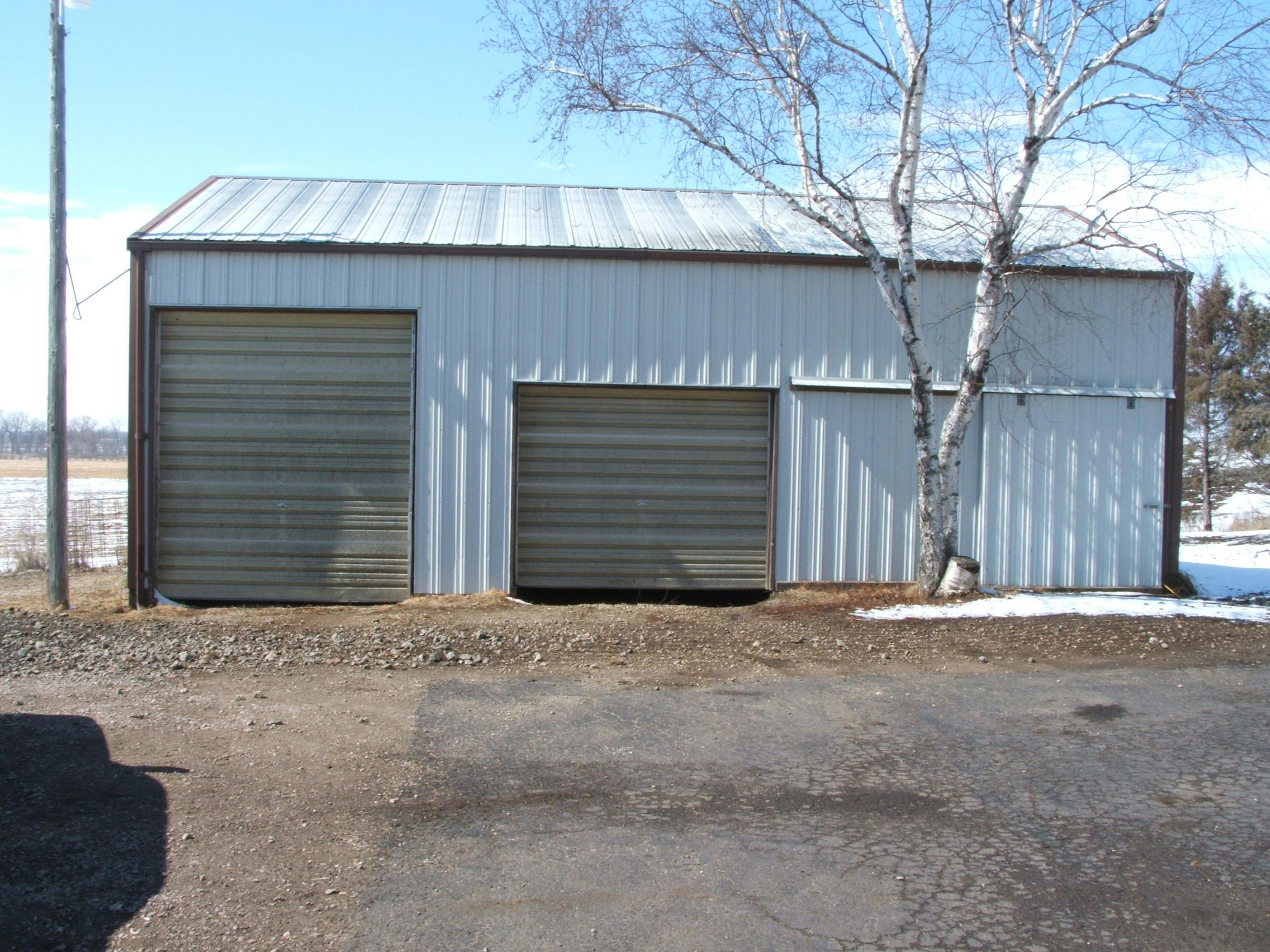 25853 HWY 37