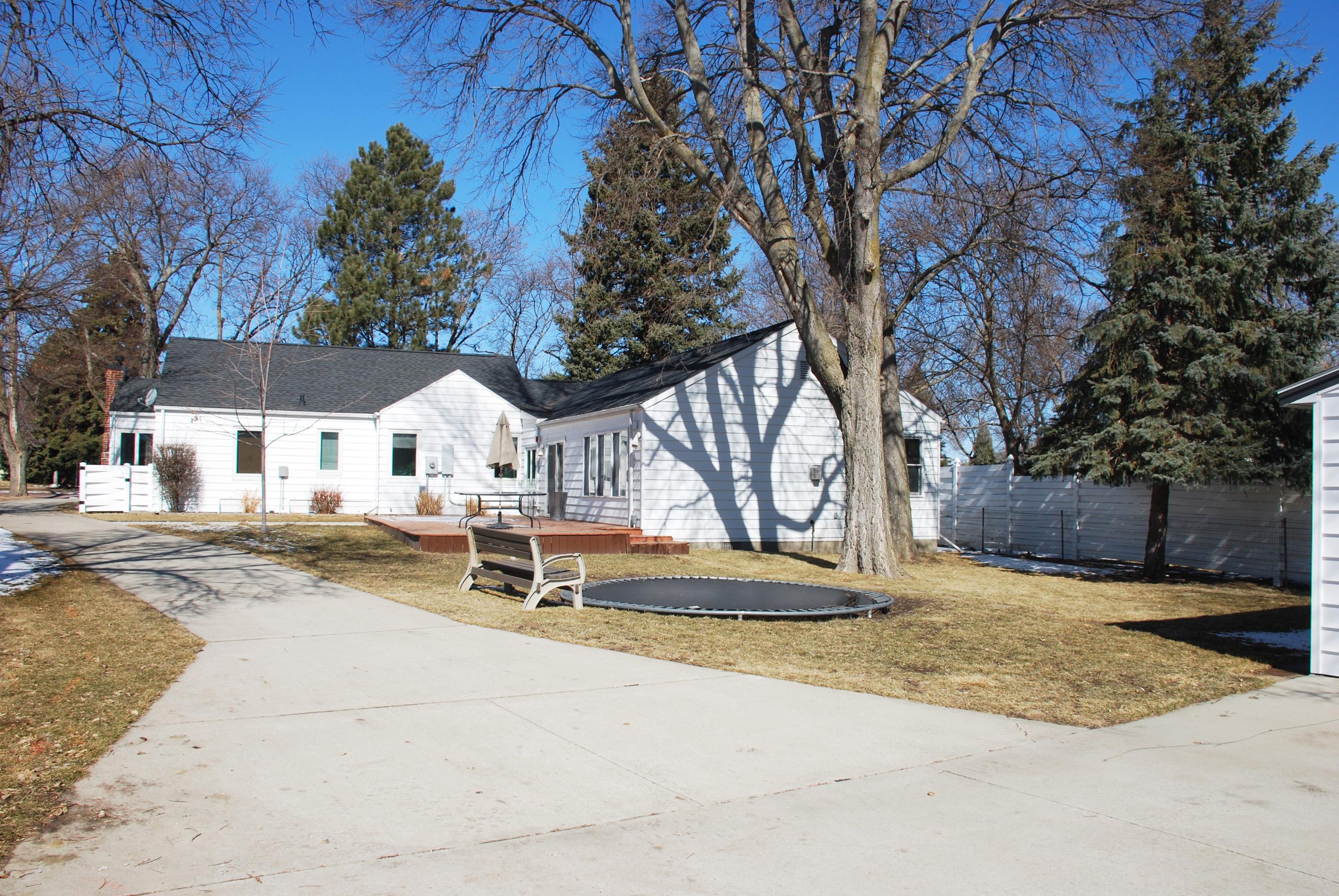 725 Mitchell Blvd