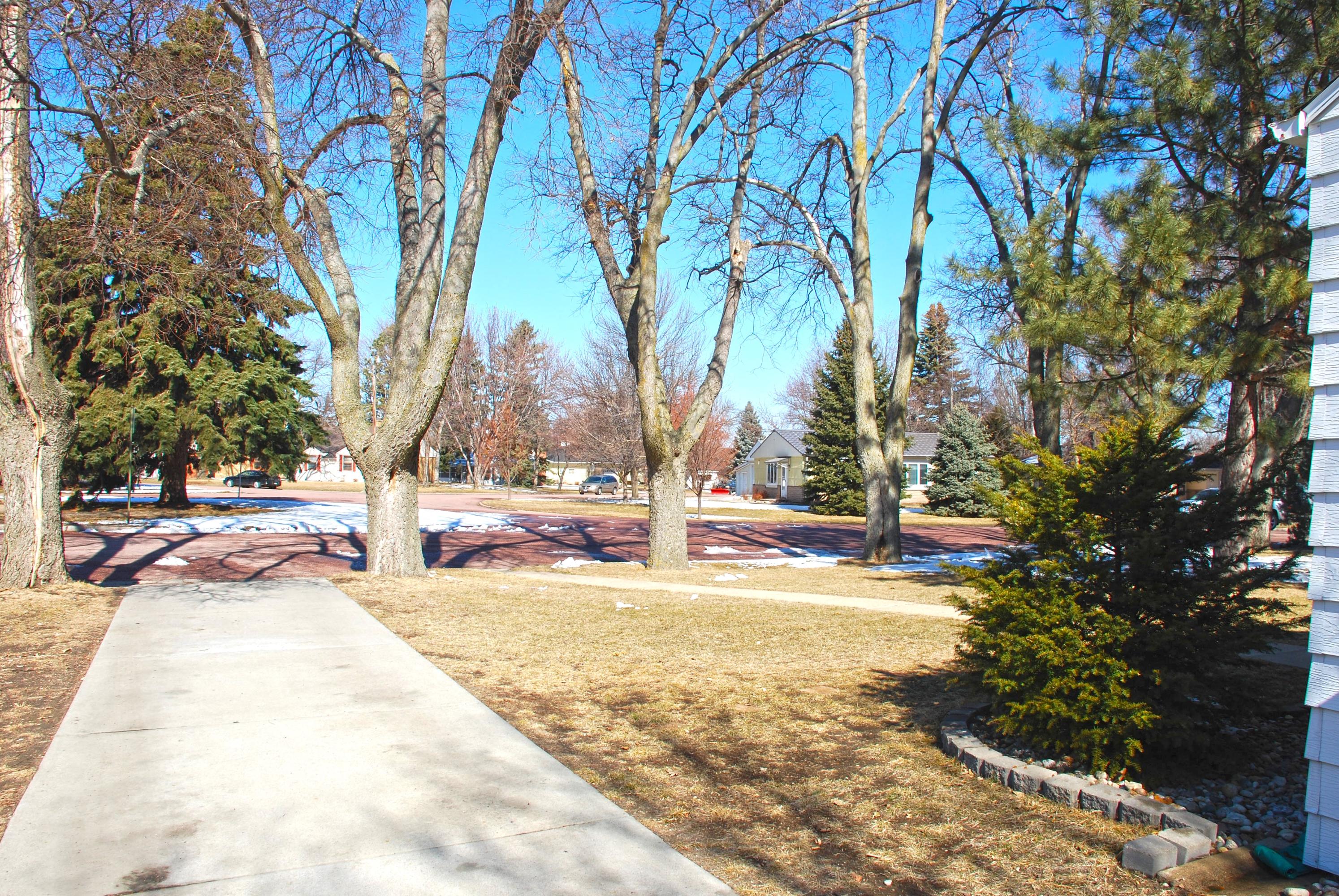 725 Mitchell Blvd
