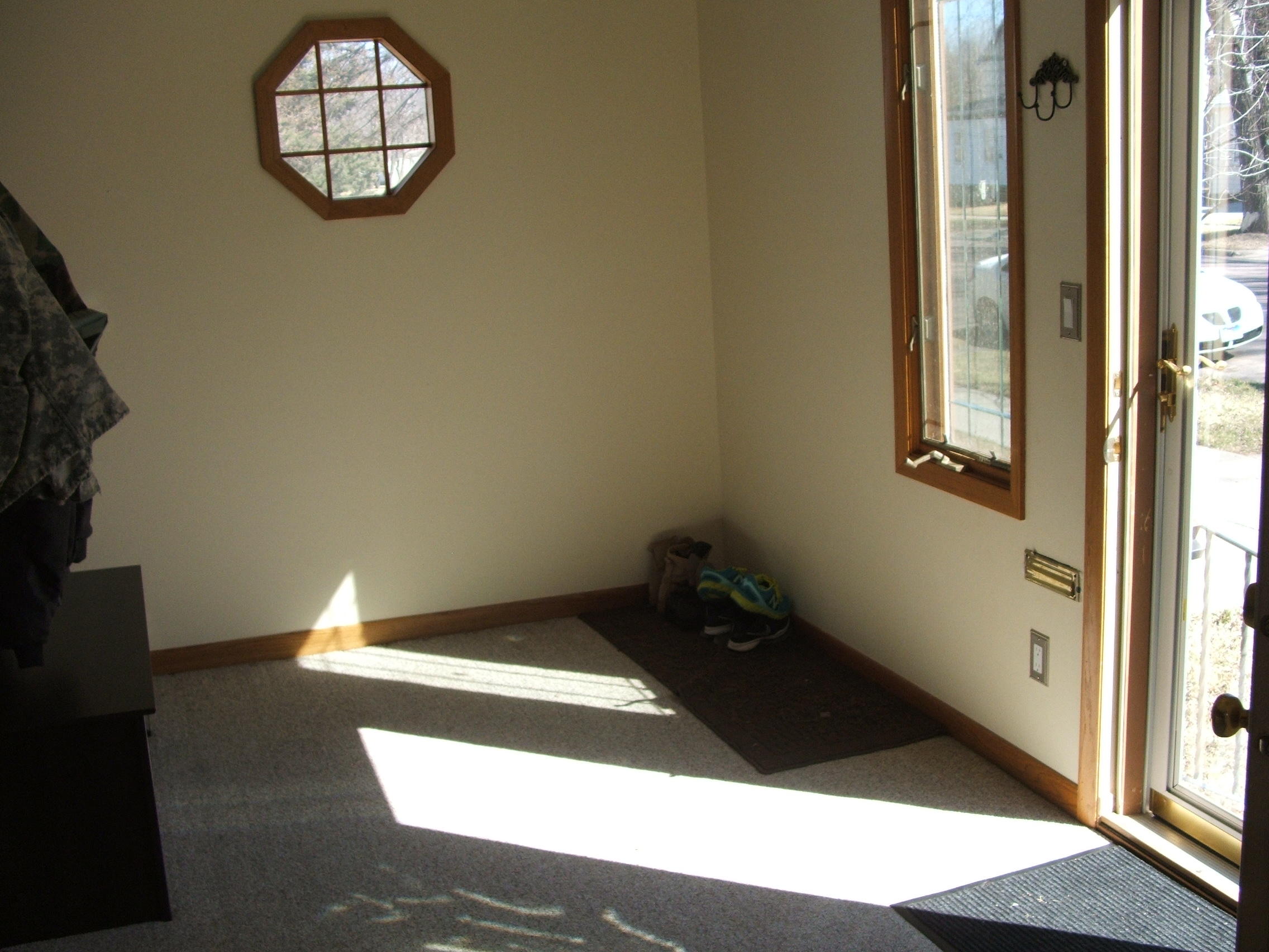 808 E 7th