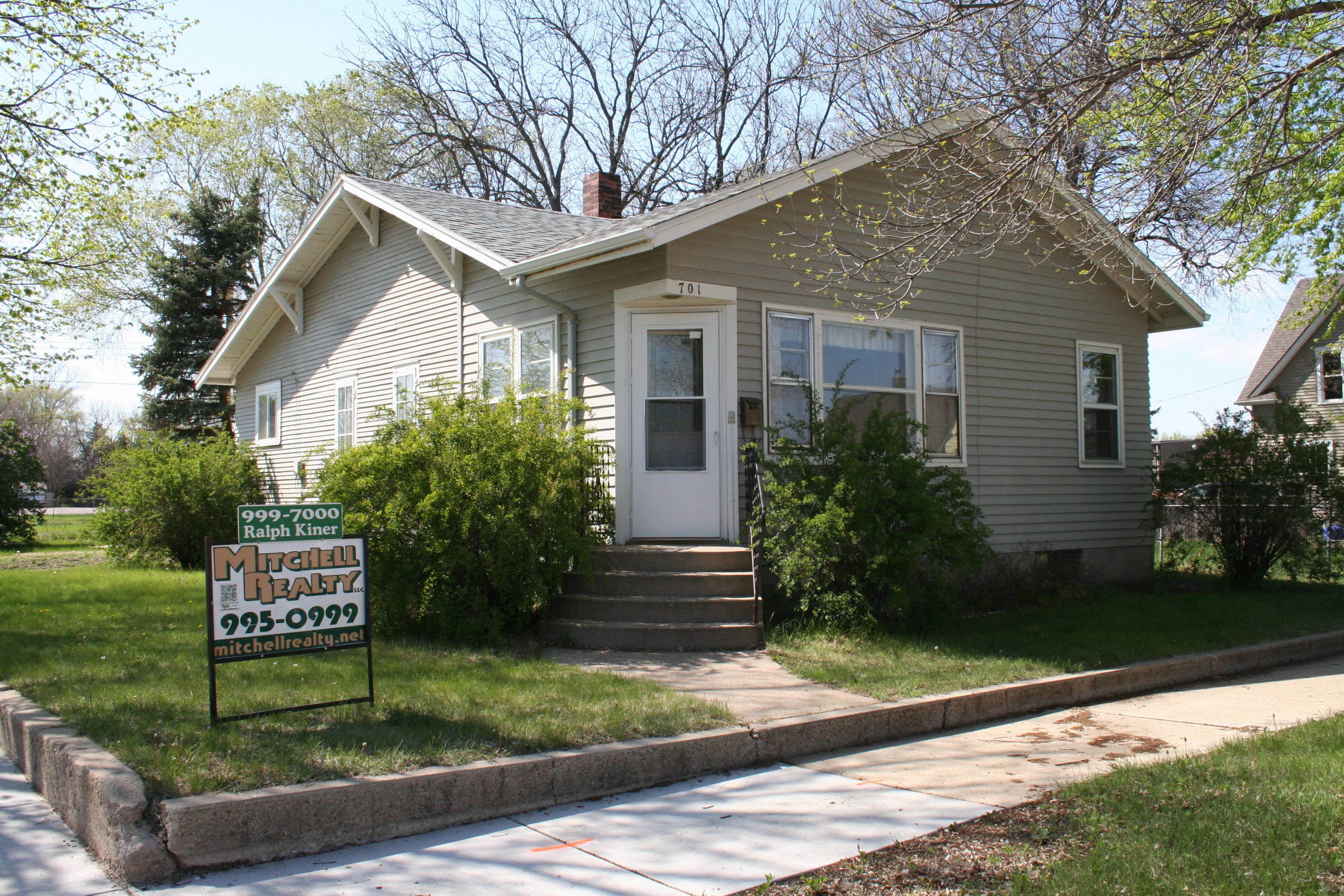 701 N Duff St