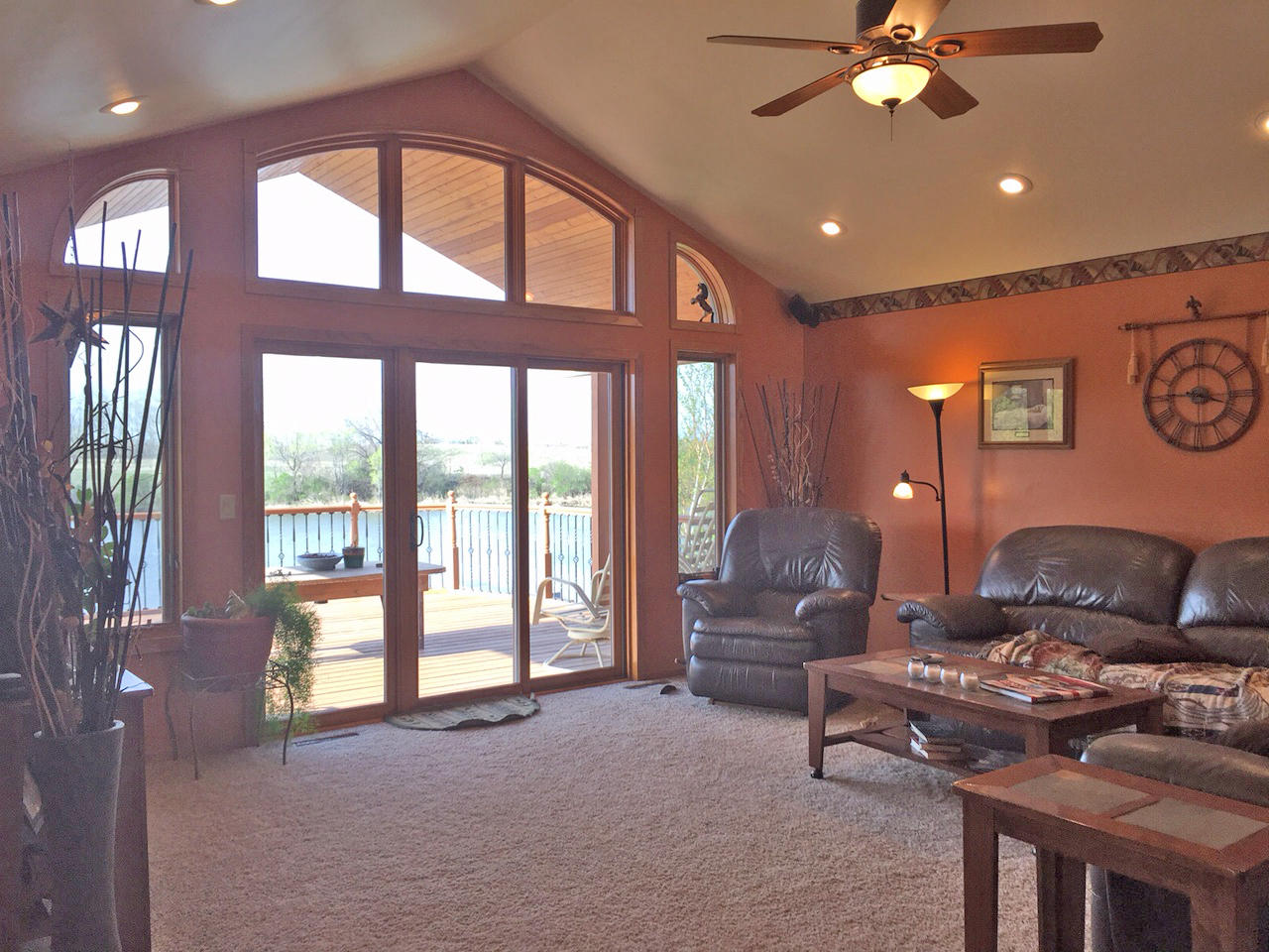 3352 Canal Cir