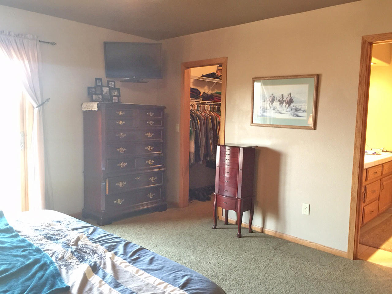 3352 Canal Cir