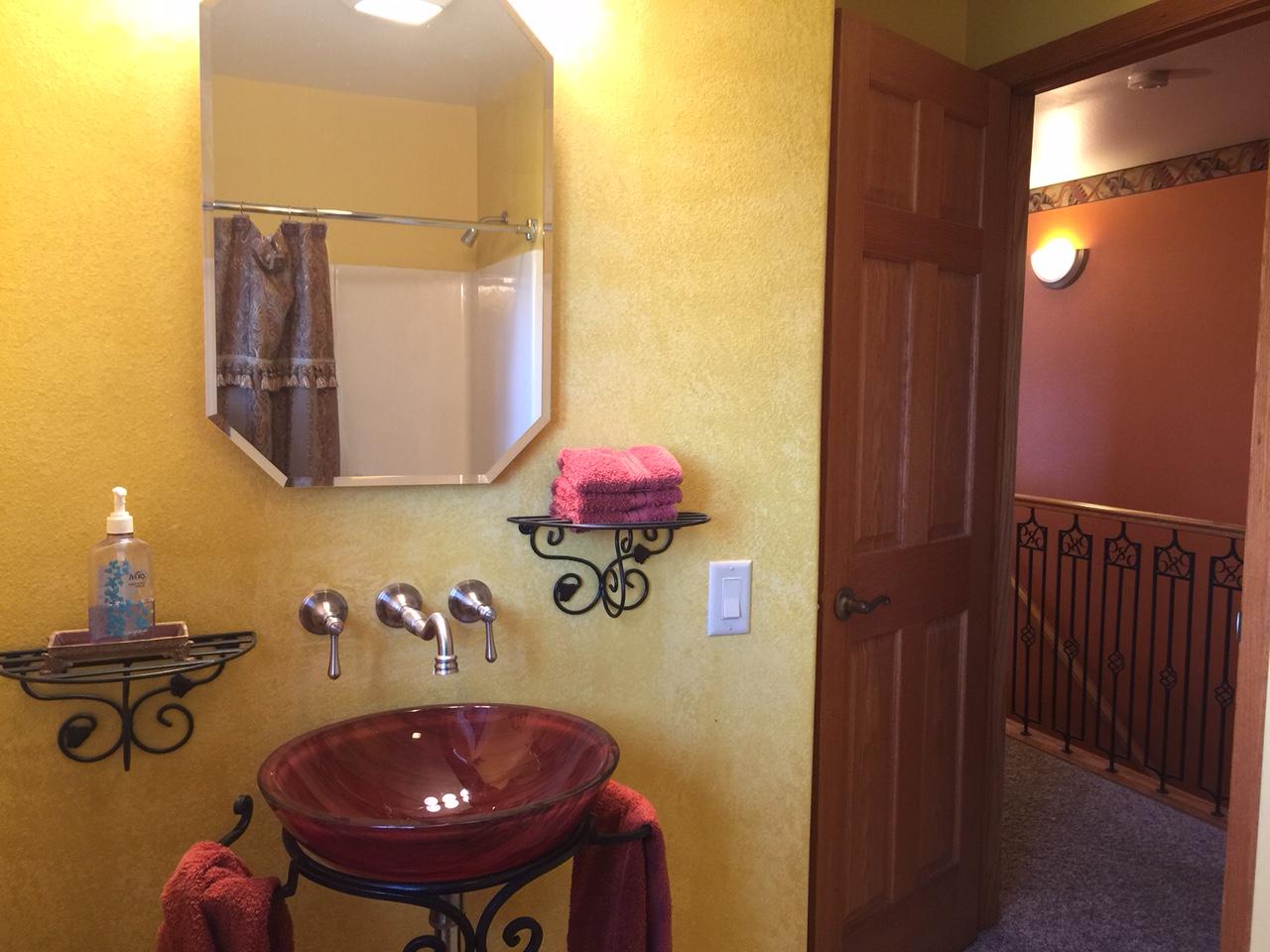 3352 Canal Cir