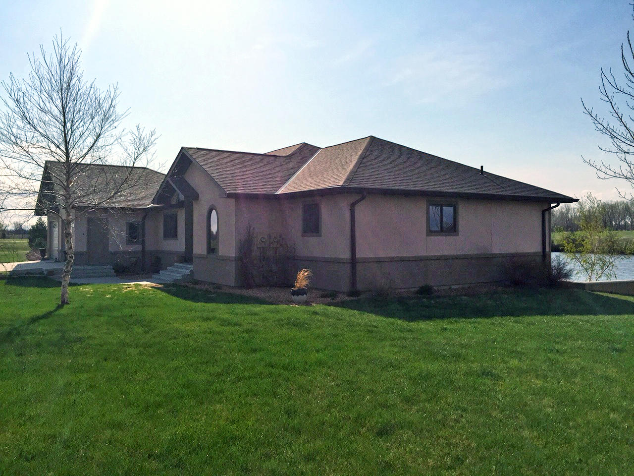 3352 Canal Cir