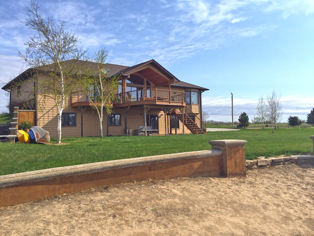 3352 Canal Cir
