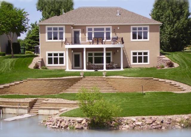 2925 Dailey Dr