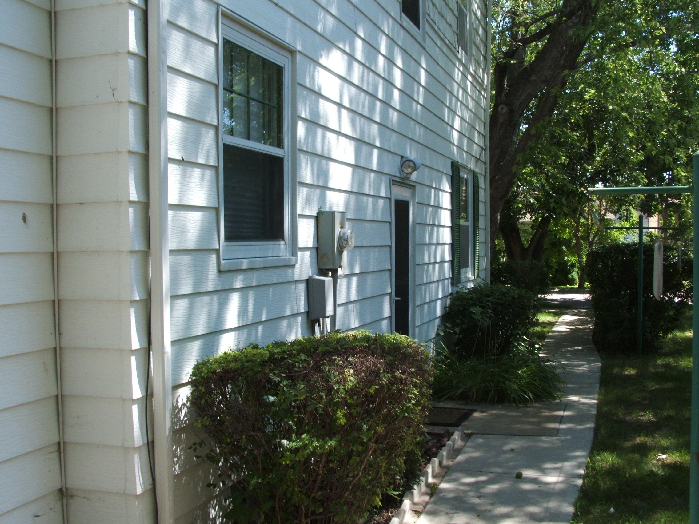 501 W 5th St