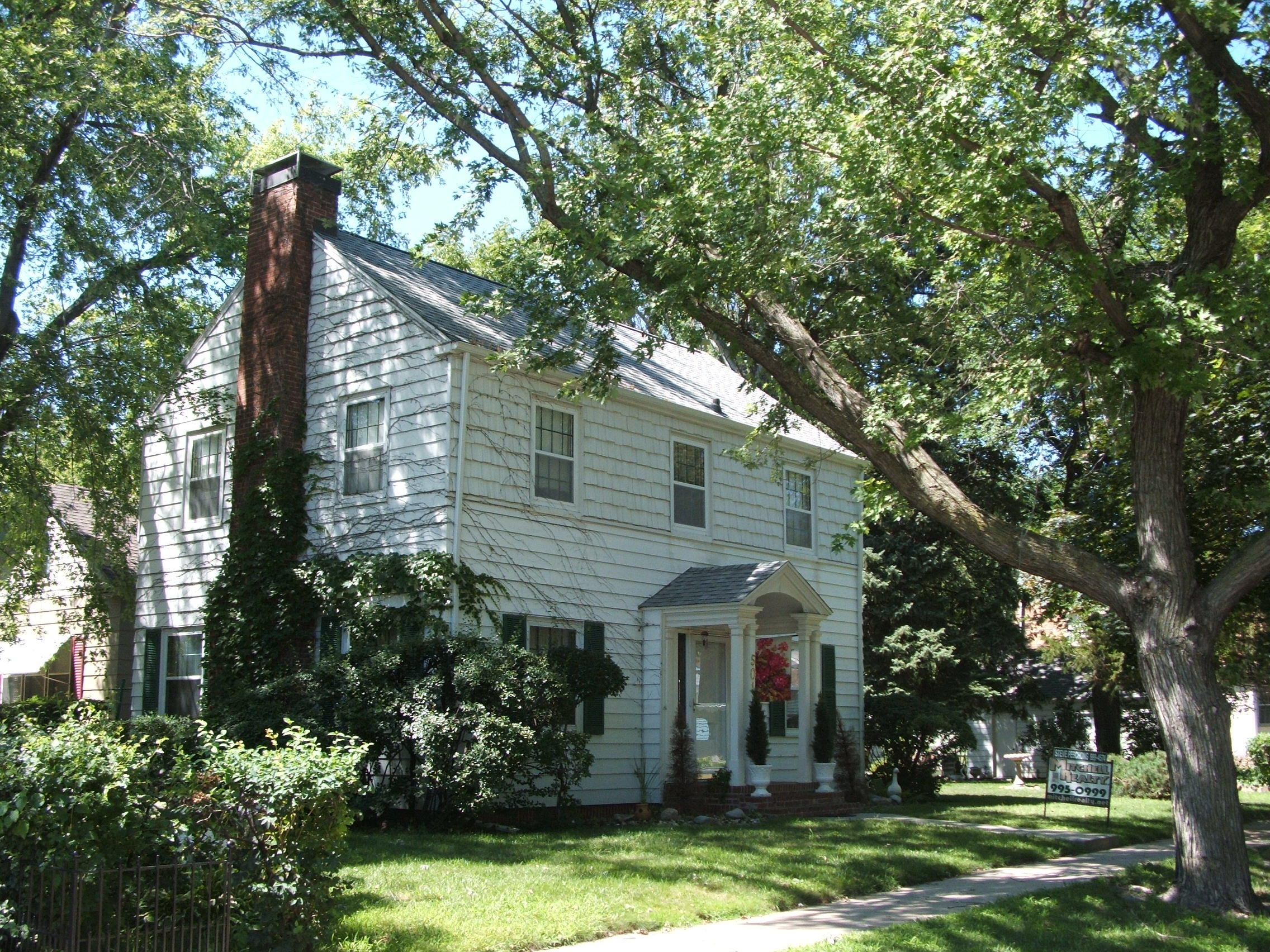 501 W 5th St