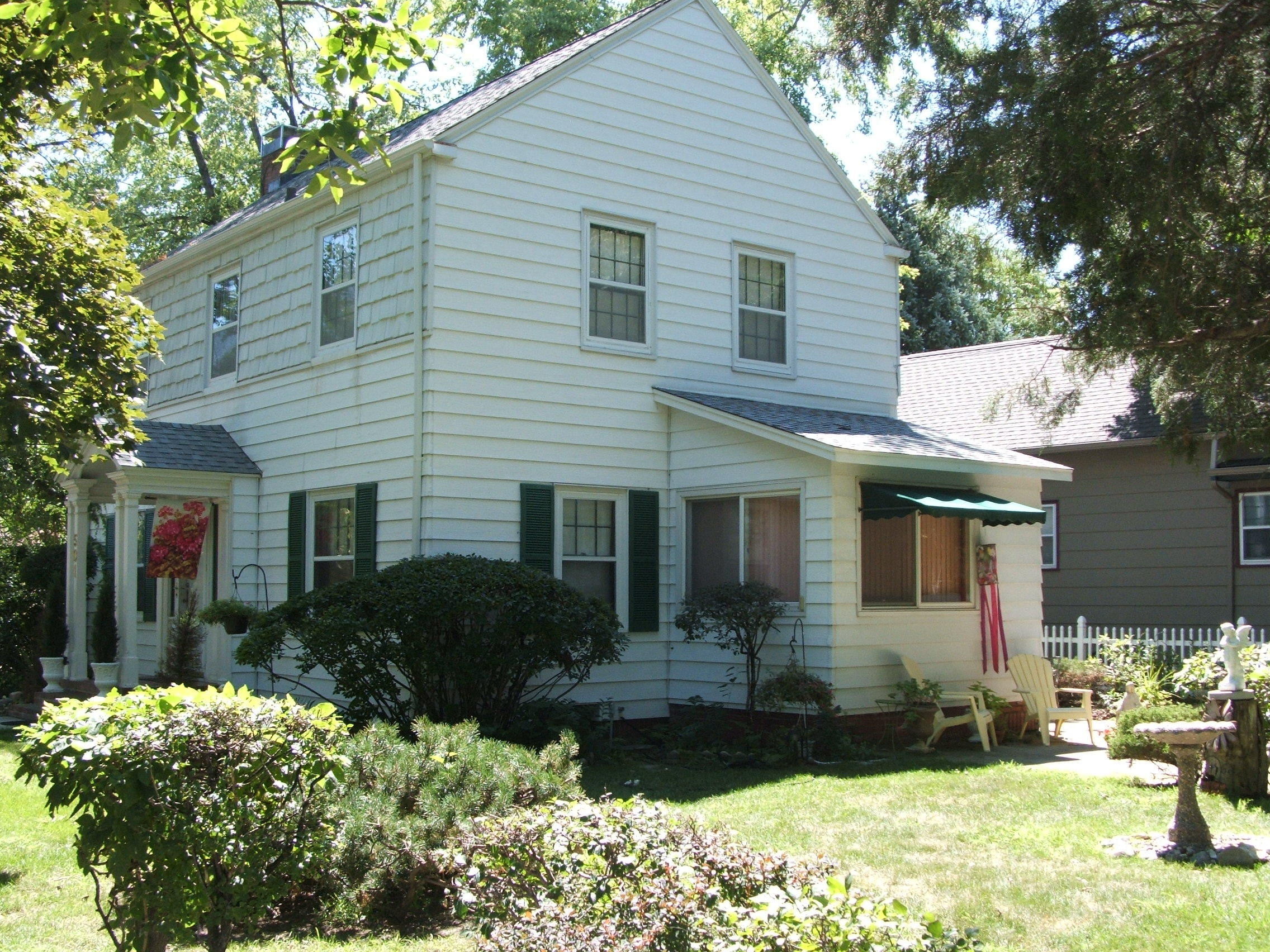 501 W 5th St
