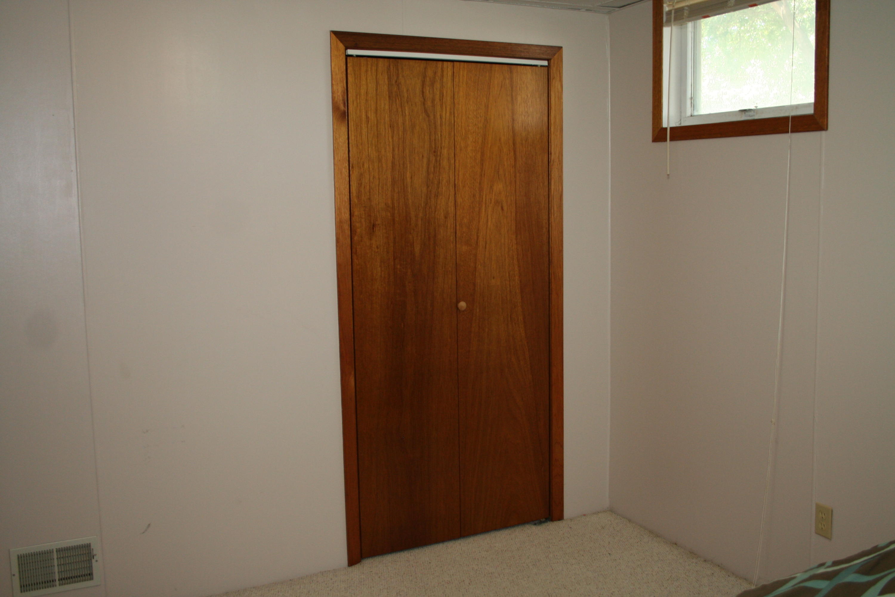 311 N Lindman