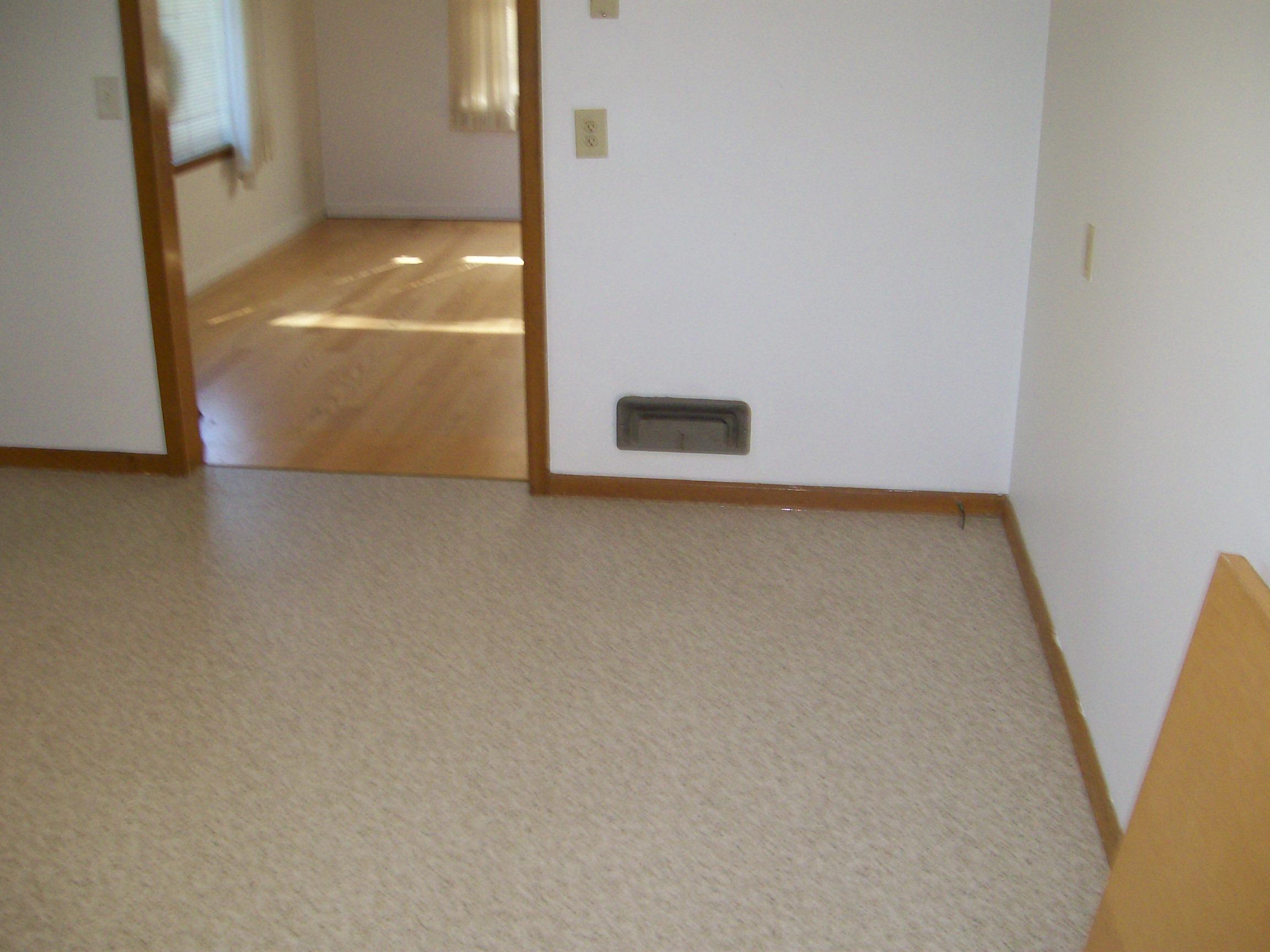 621 N Iowa St