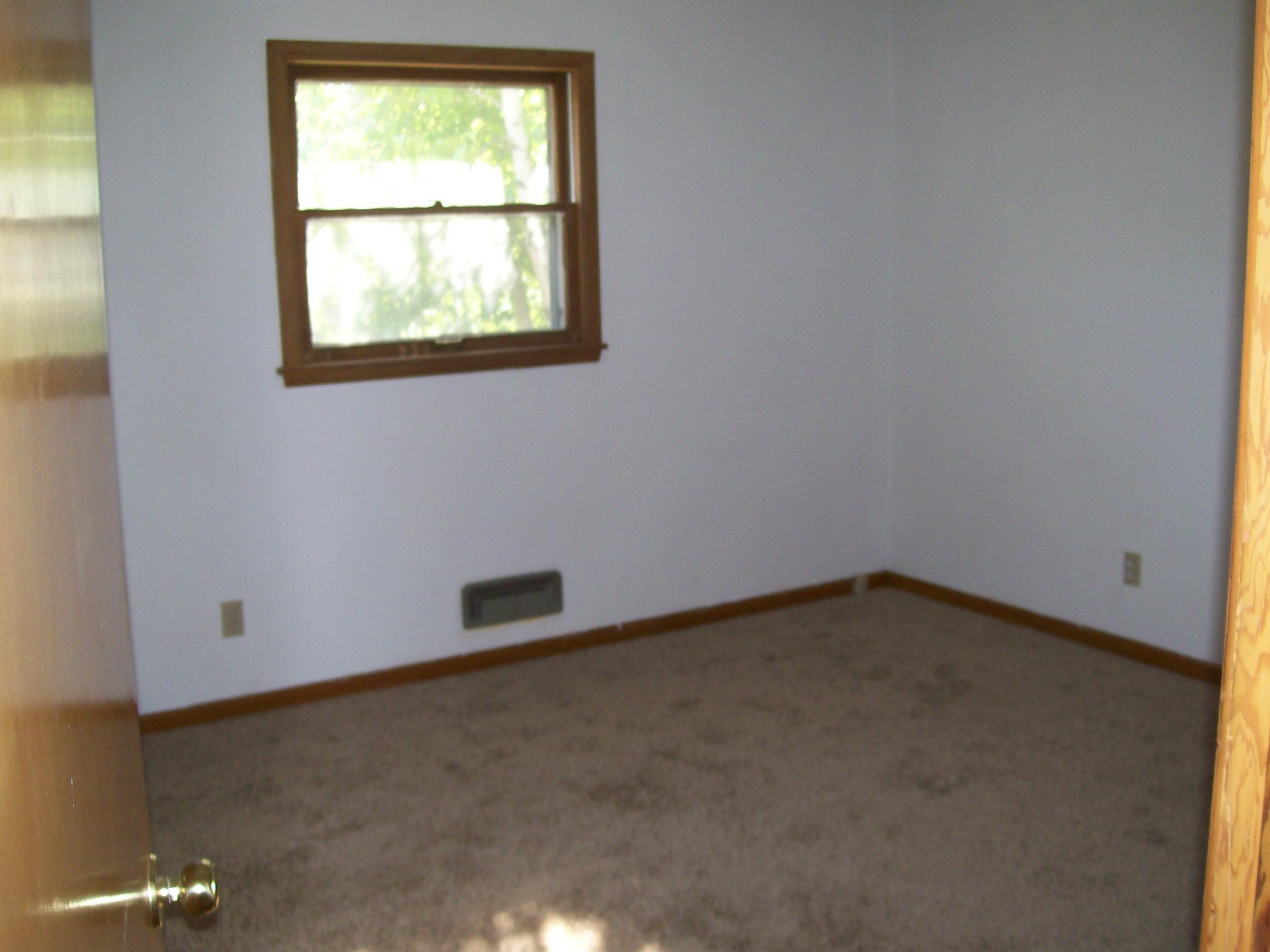 621 N Iowa St