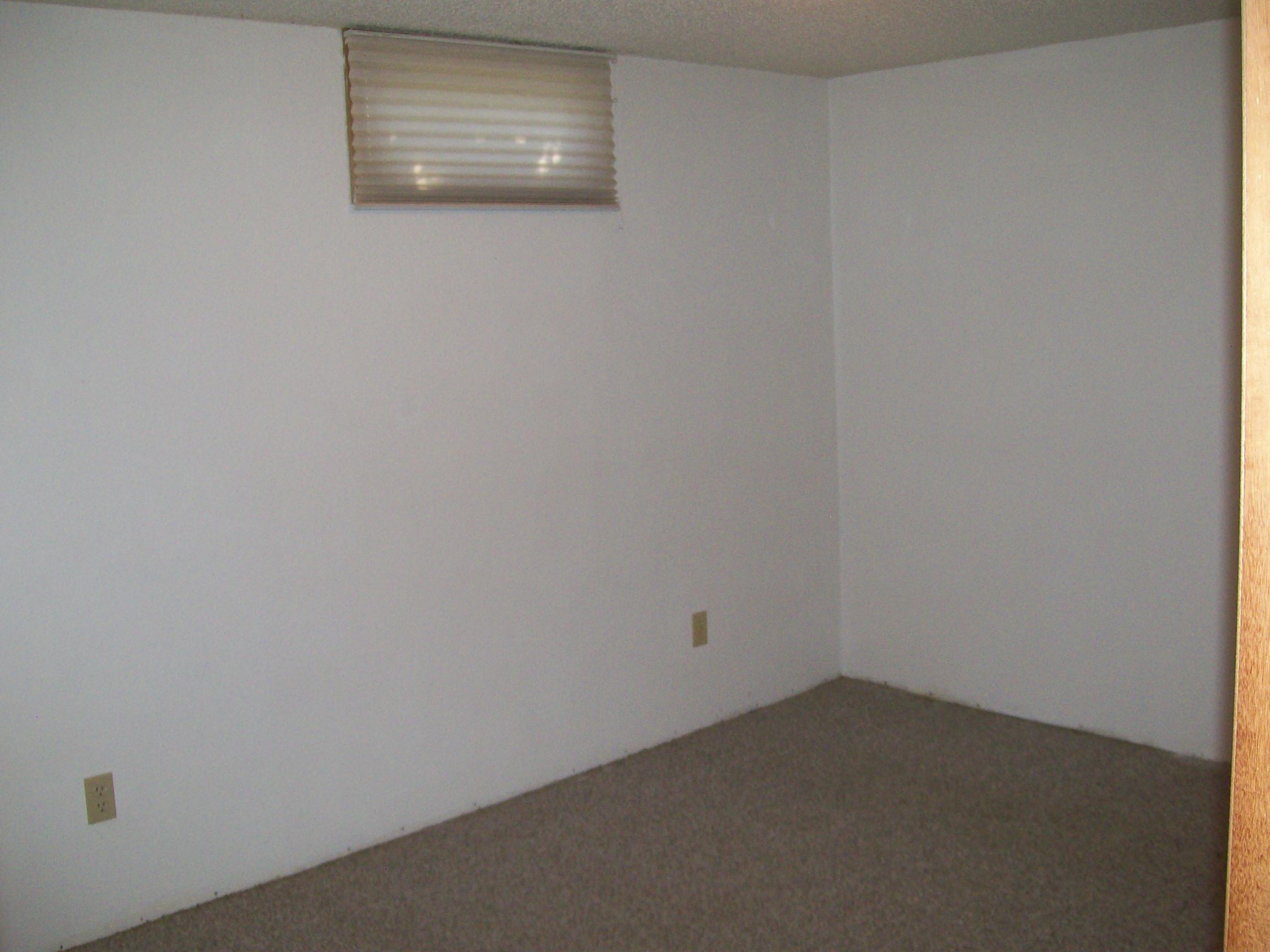 621 N Iowa St