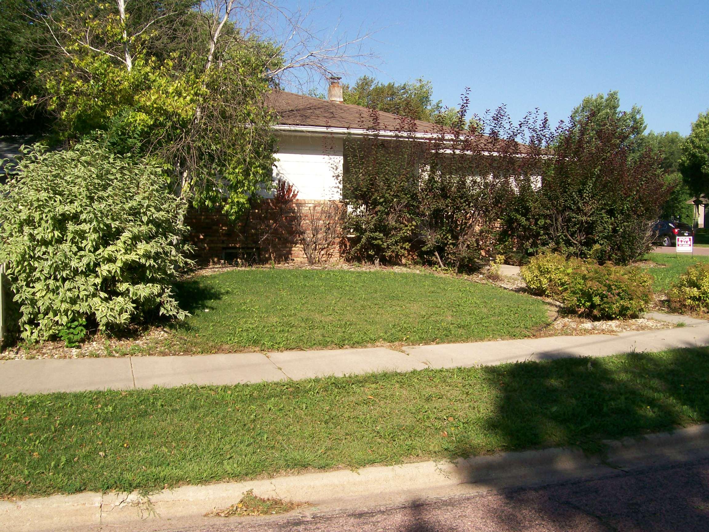 621 N Iowa St