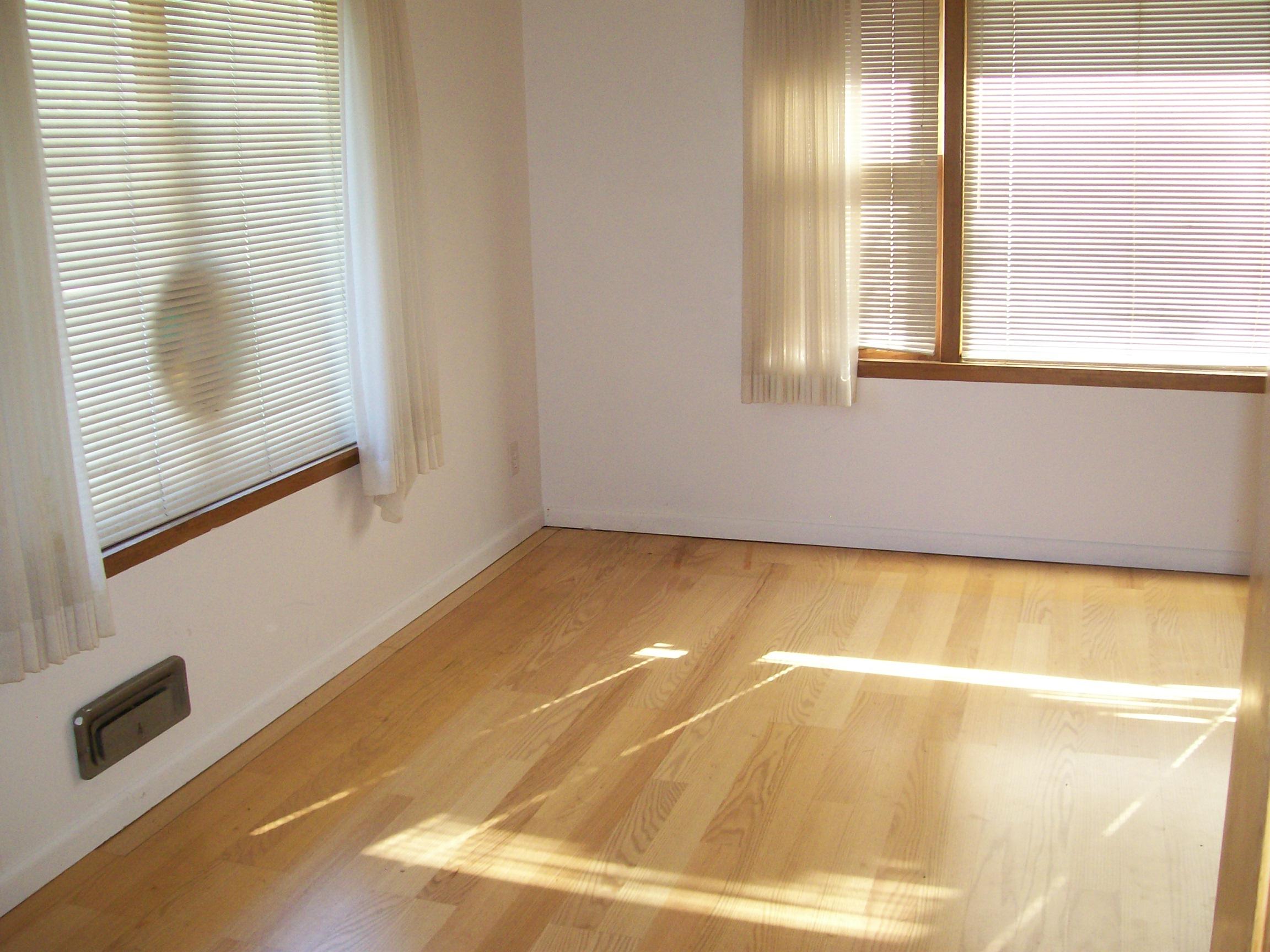 621 N Iowa St