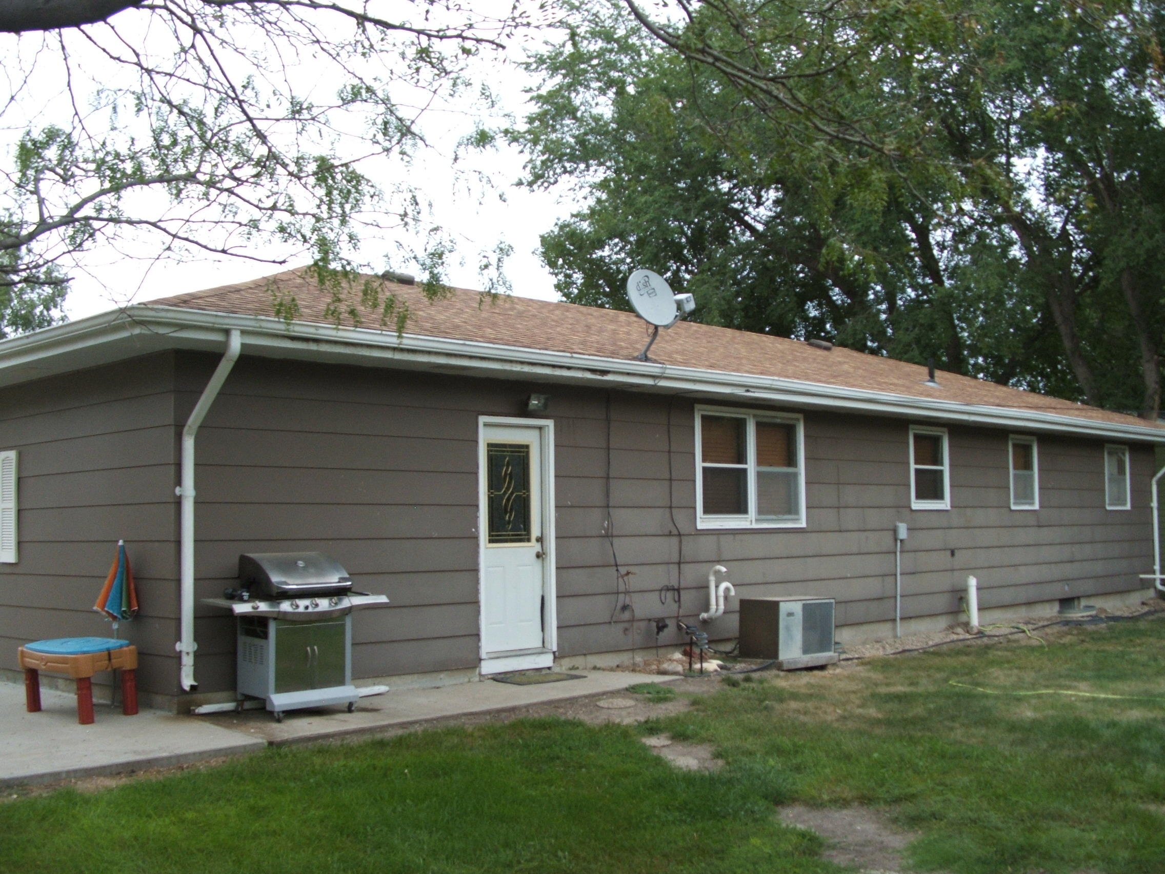 709 E 3rd