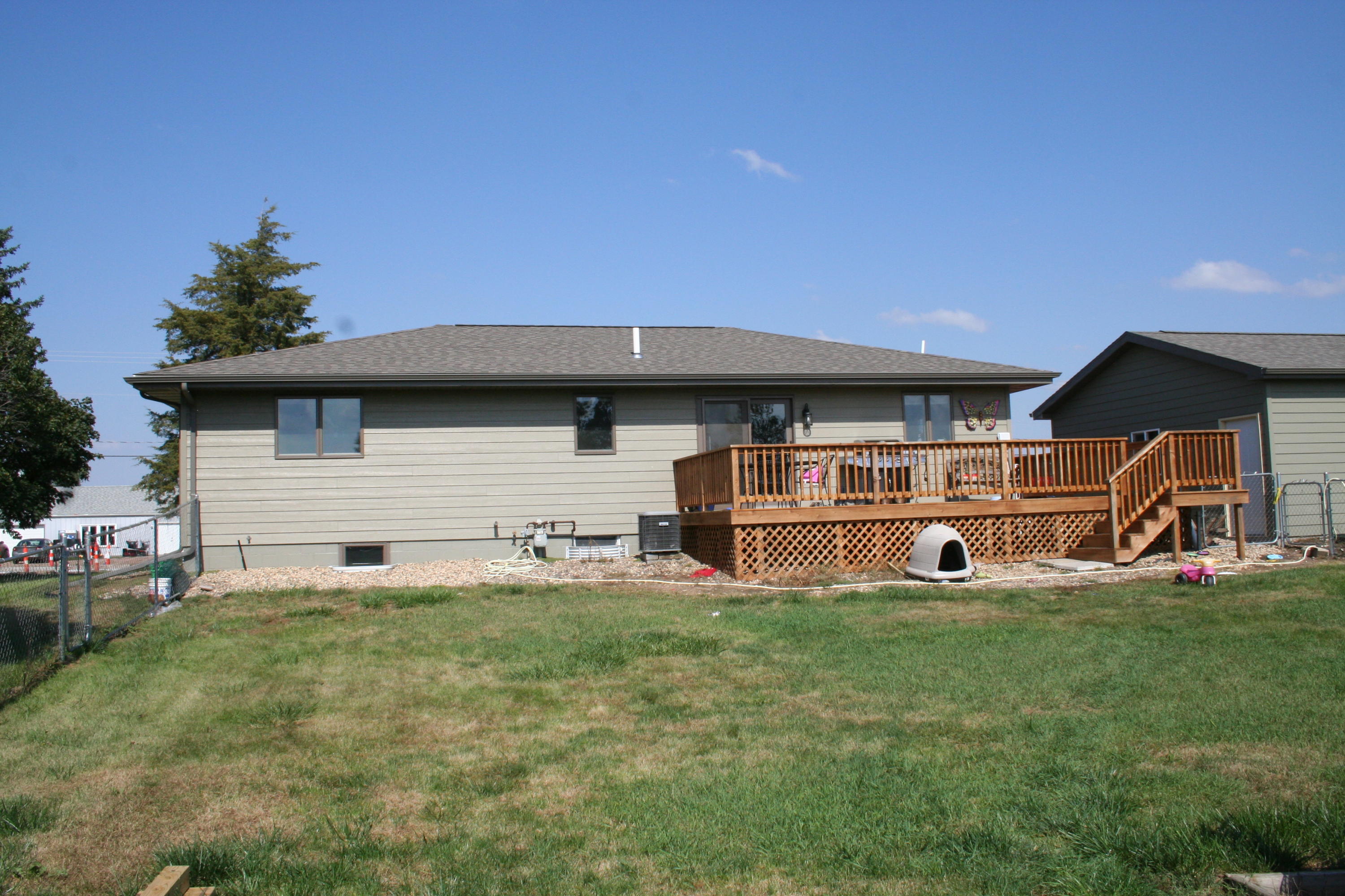 709 W Spruce