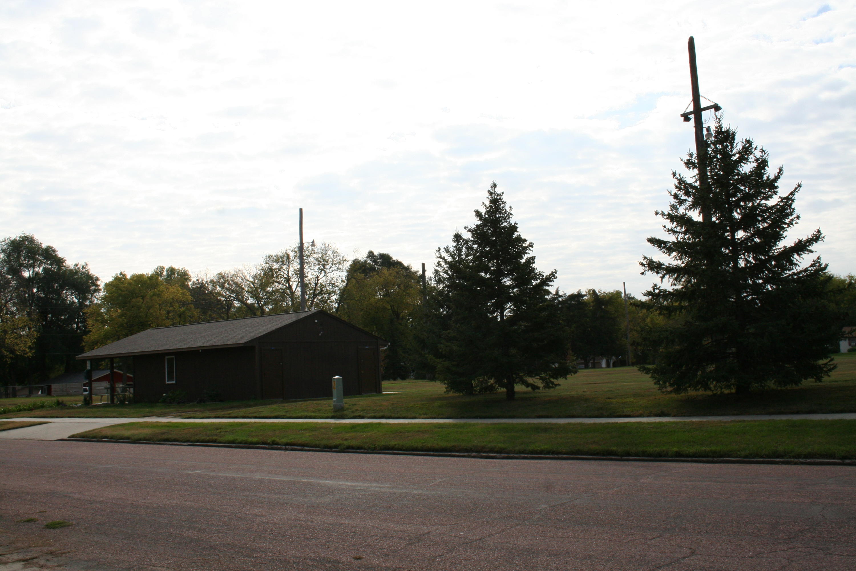 516 W 12th Ave