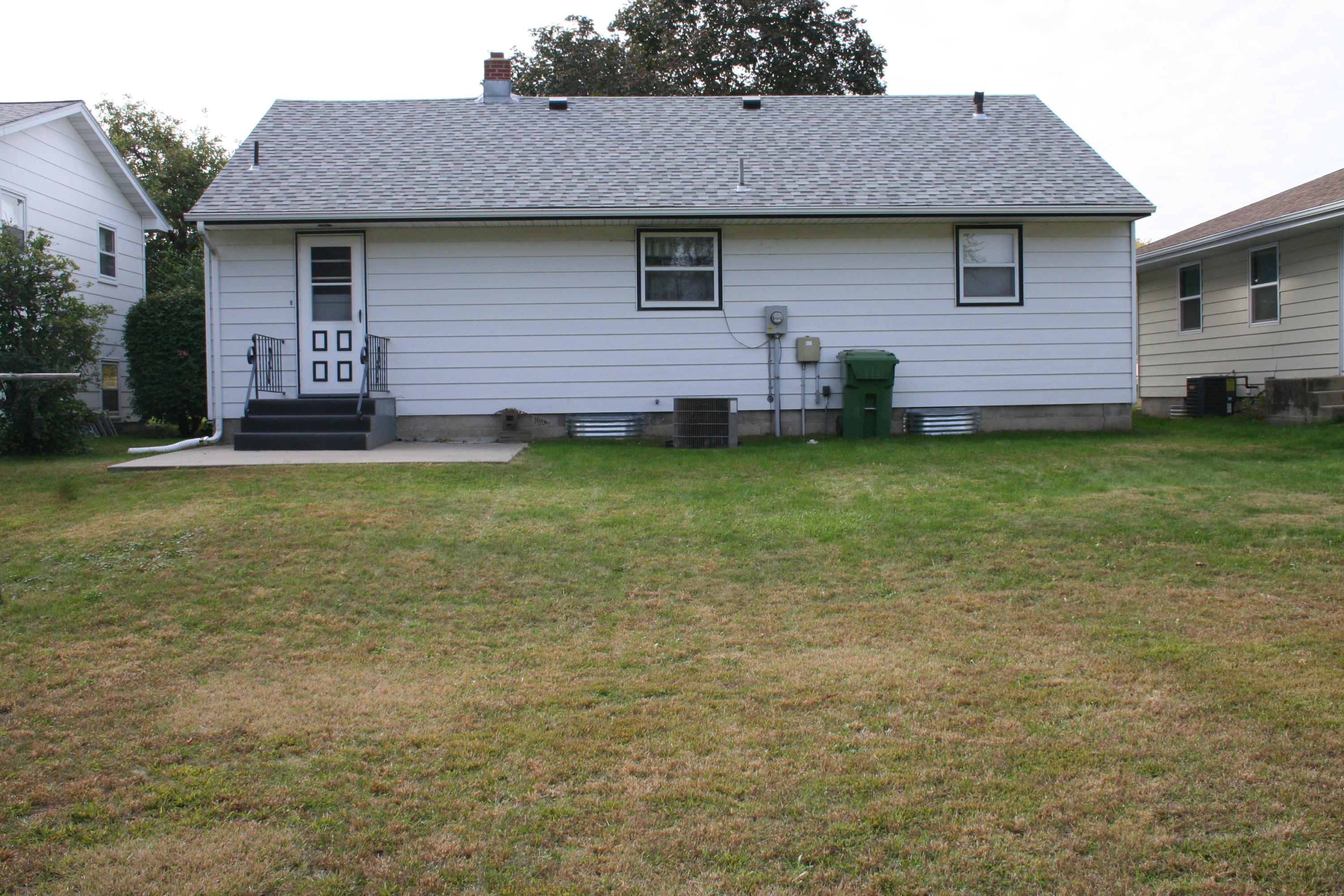 516 W 12th Ave
