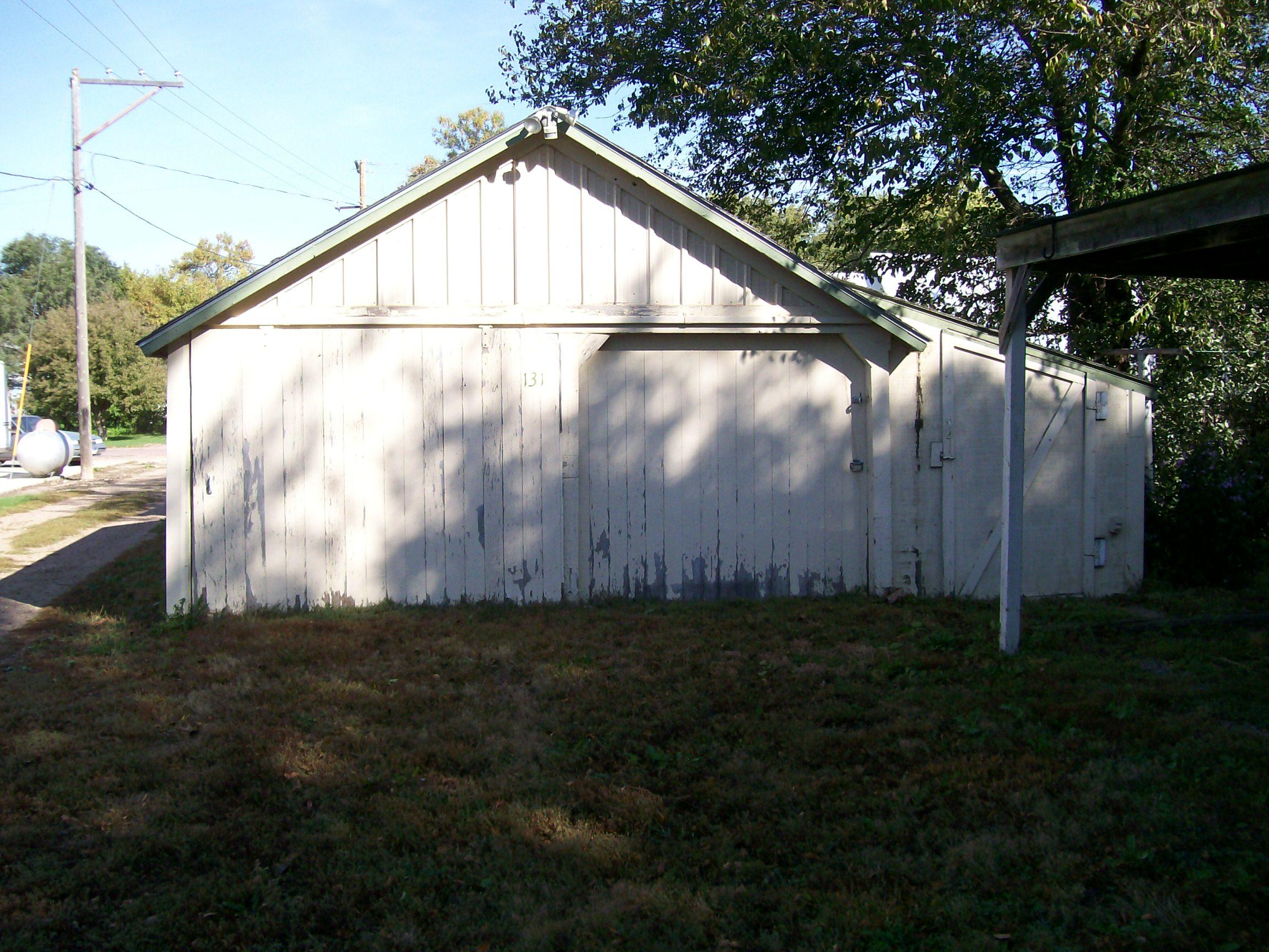 131 N 5th St