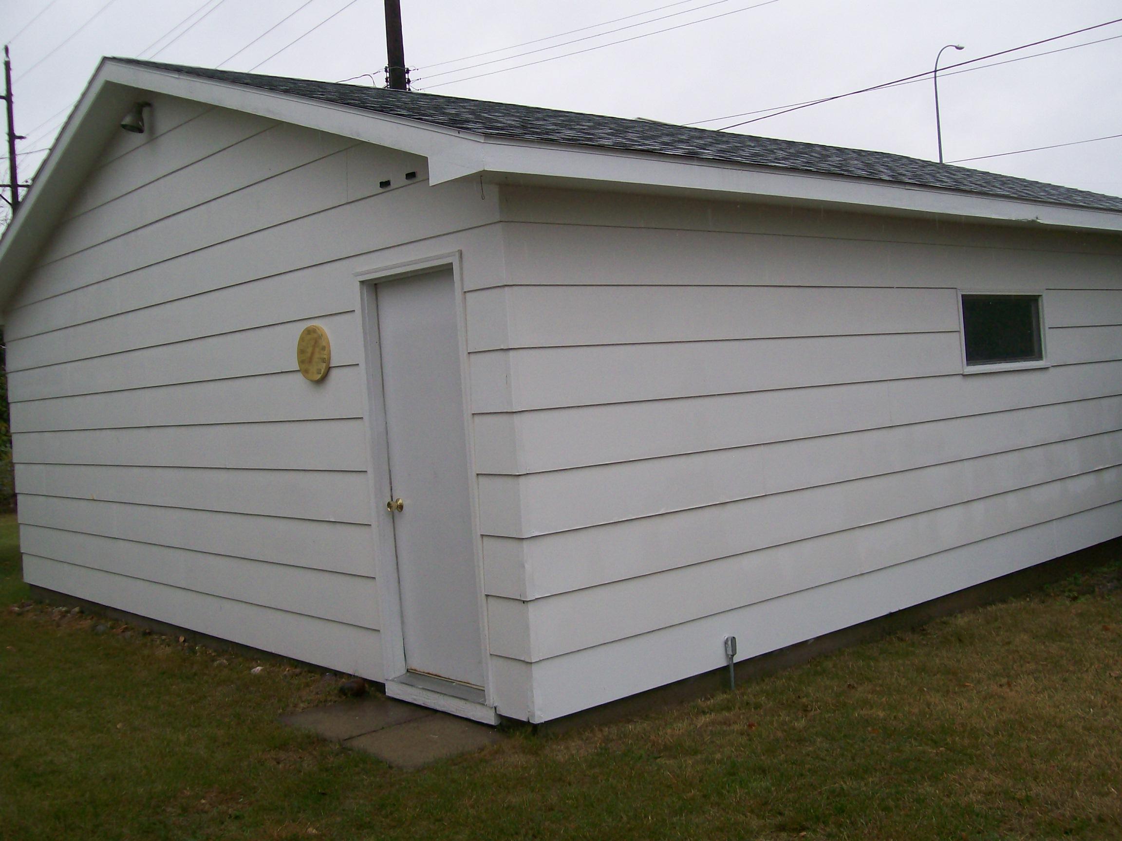 422 W Birch Ave