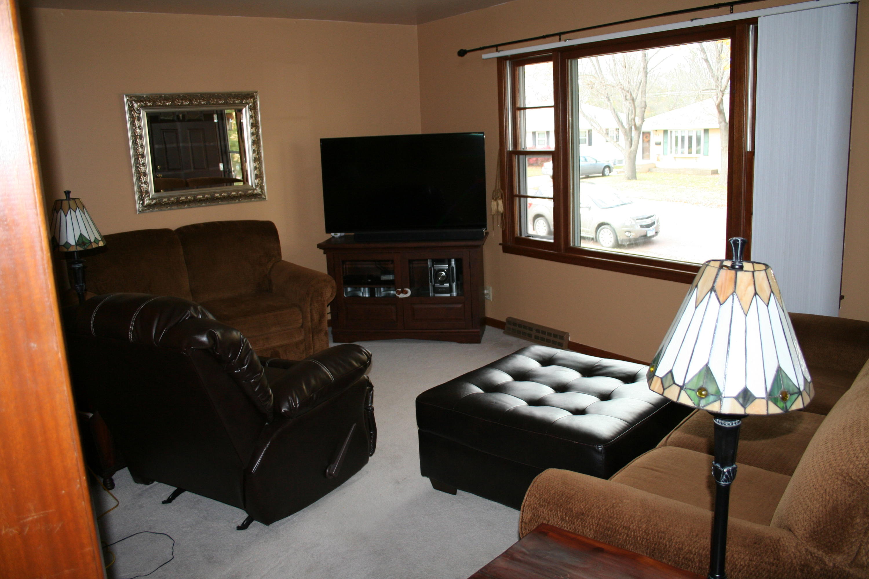 905 W Ash