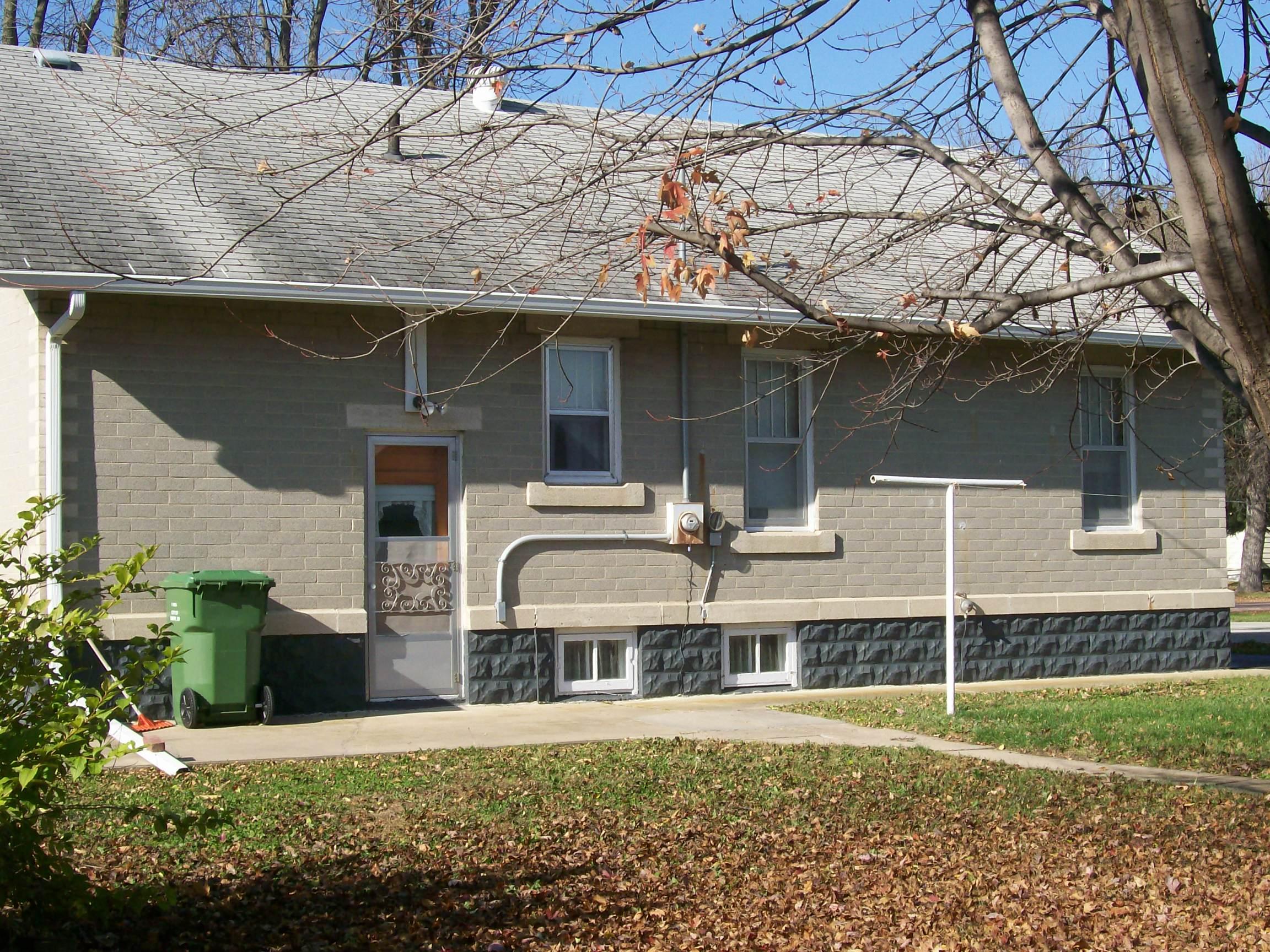 220 N6th St