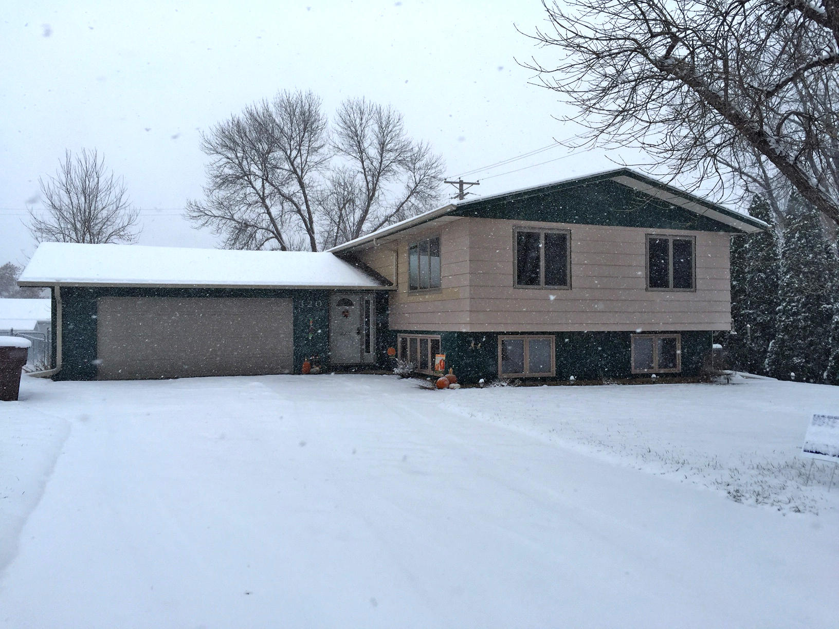 320 E 14th Ave