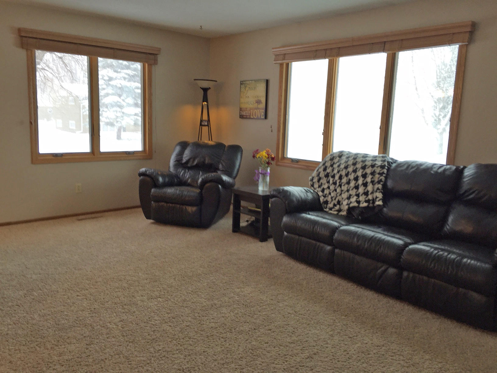 320 E 14th Ave