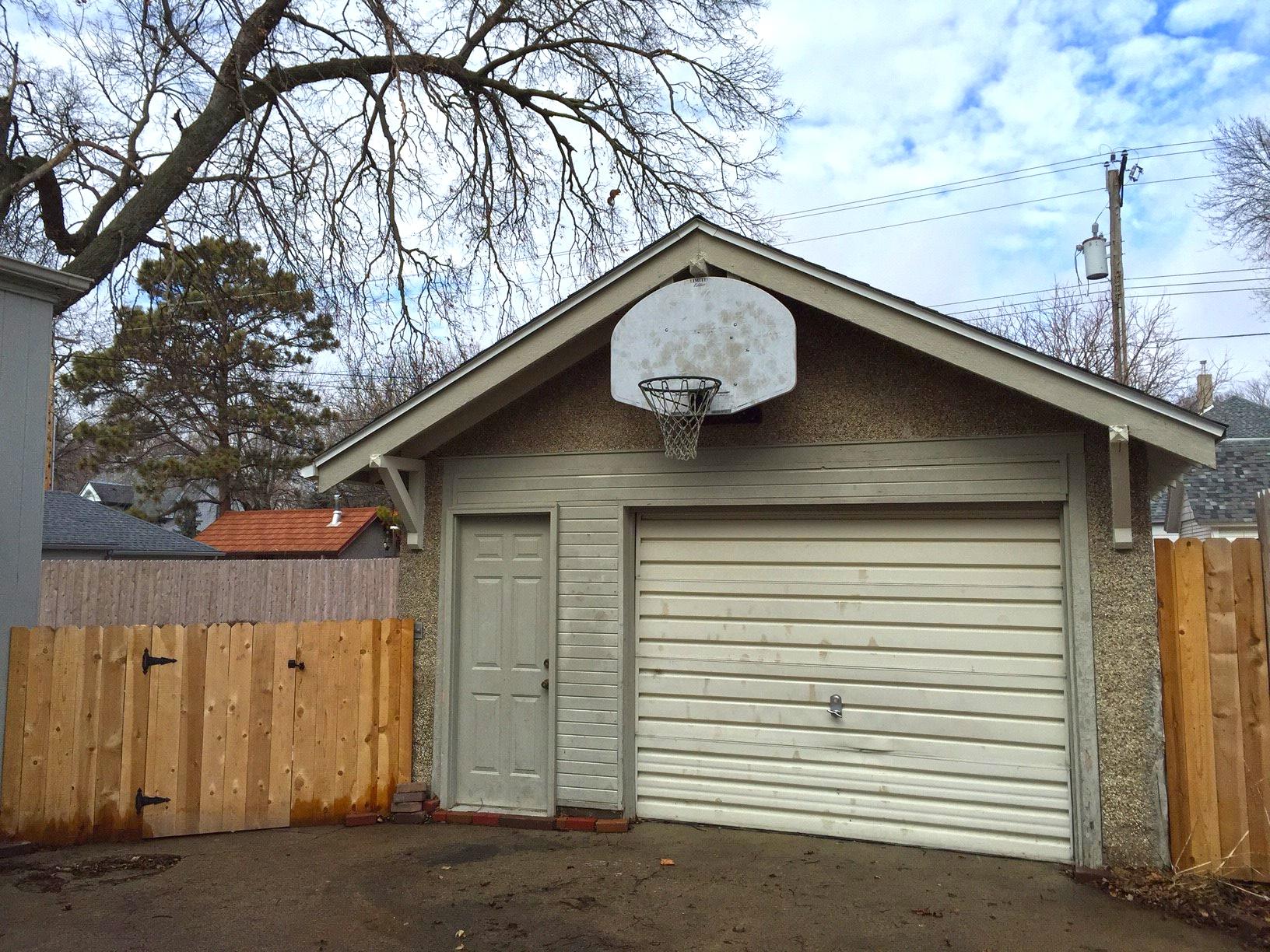 716 W 3rd Ave