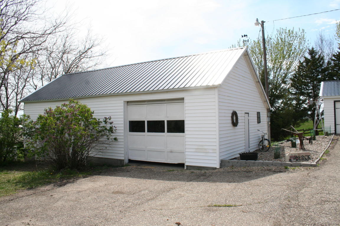 28455 405th Ave