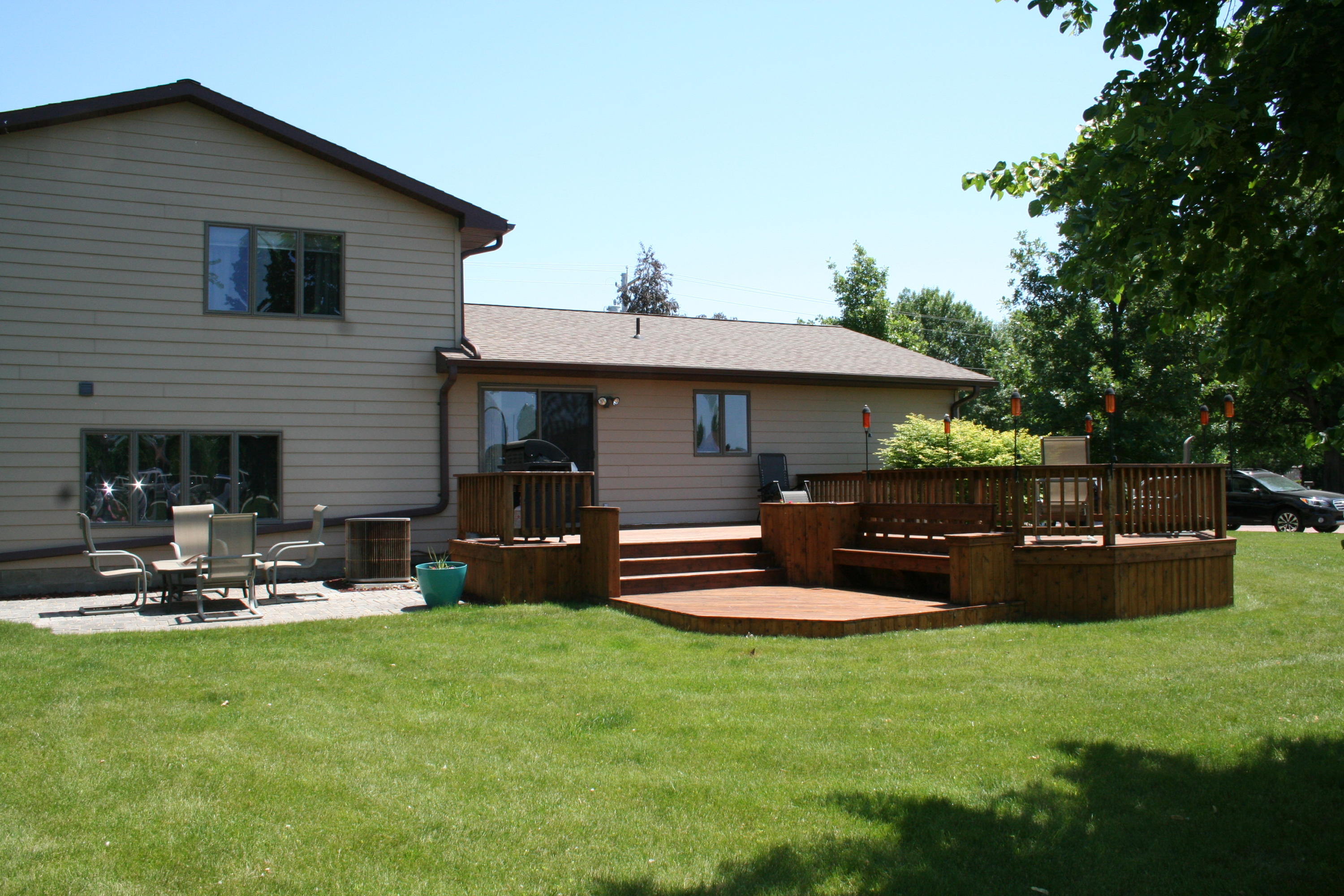 1421 S Miller