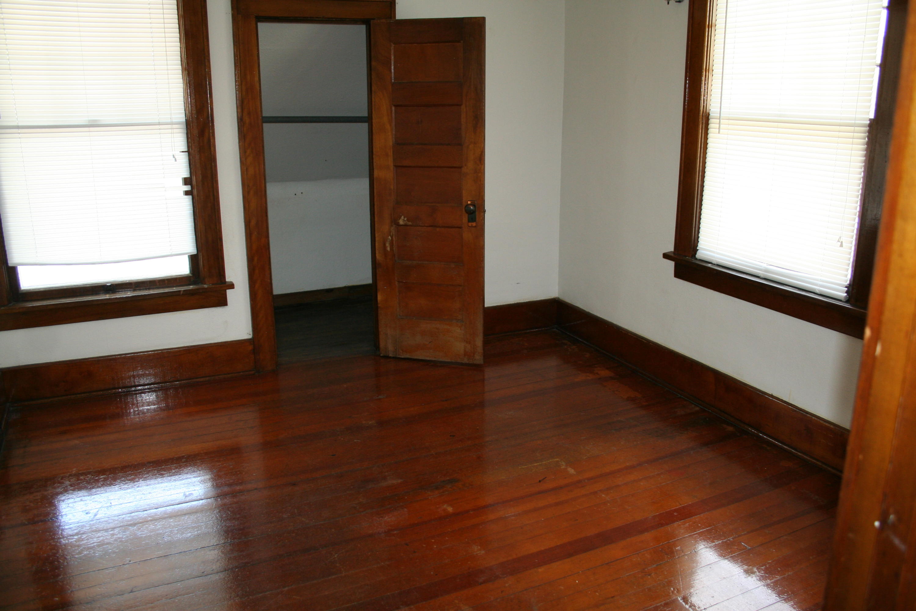 504 N Rowley St