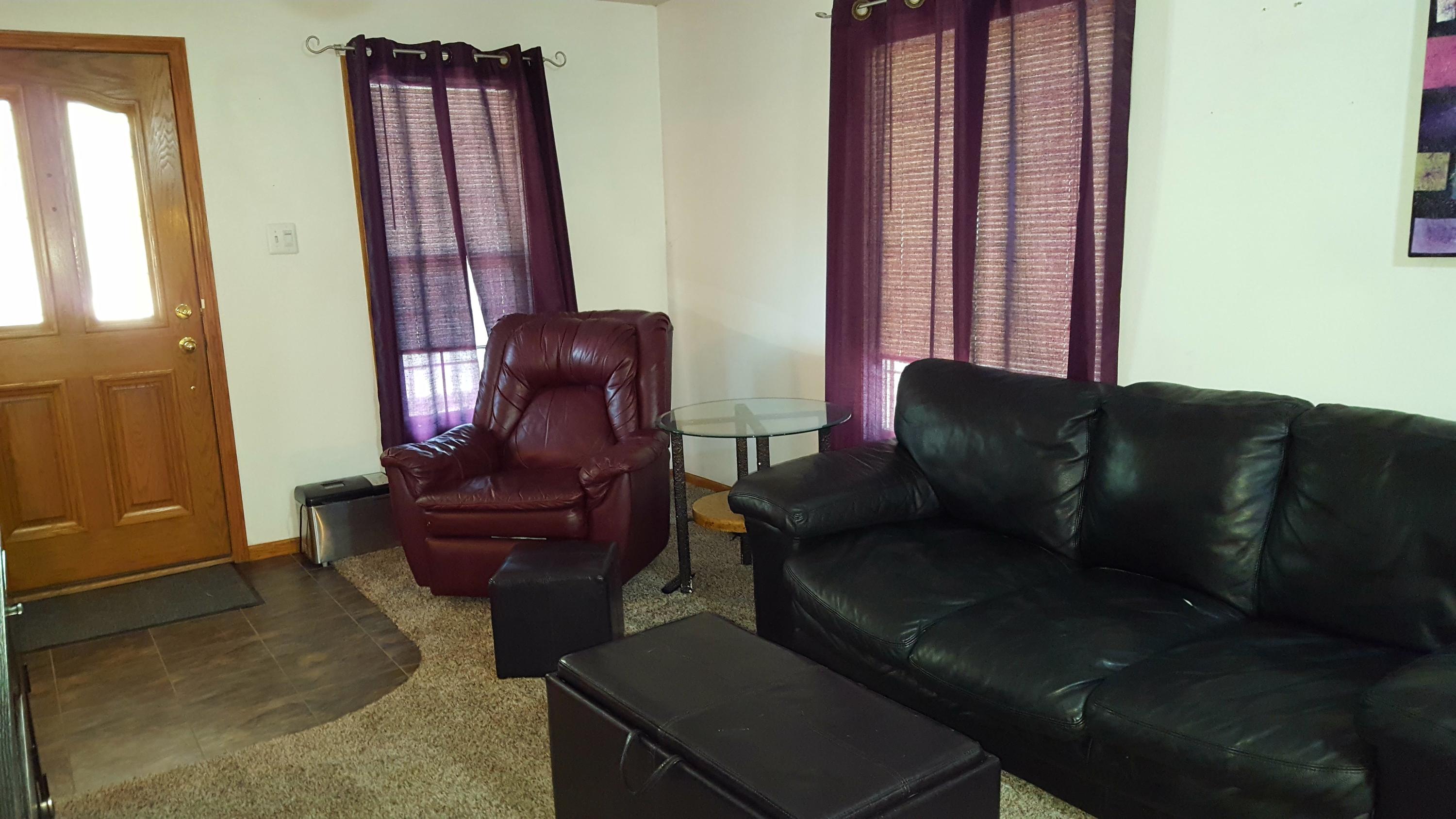 215 W 11th Ave