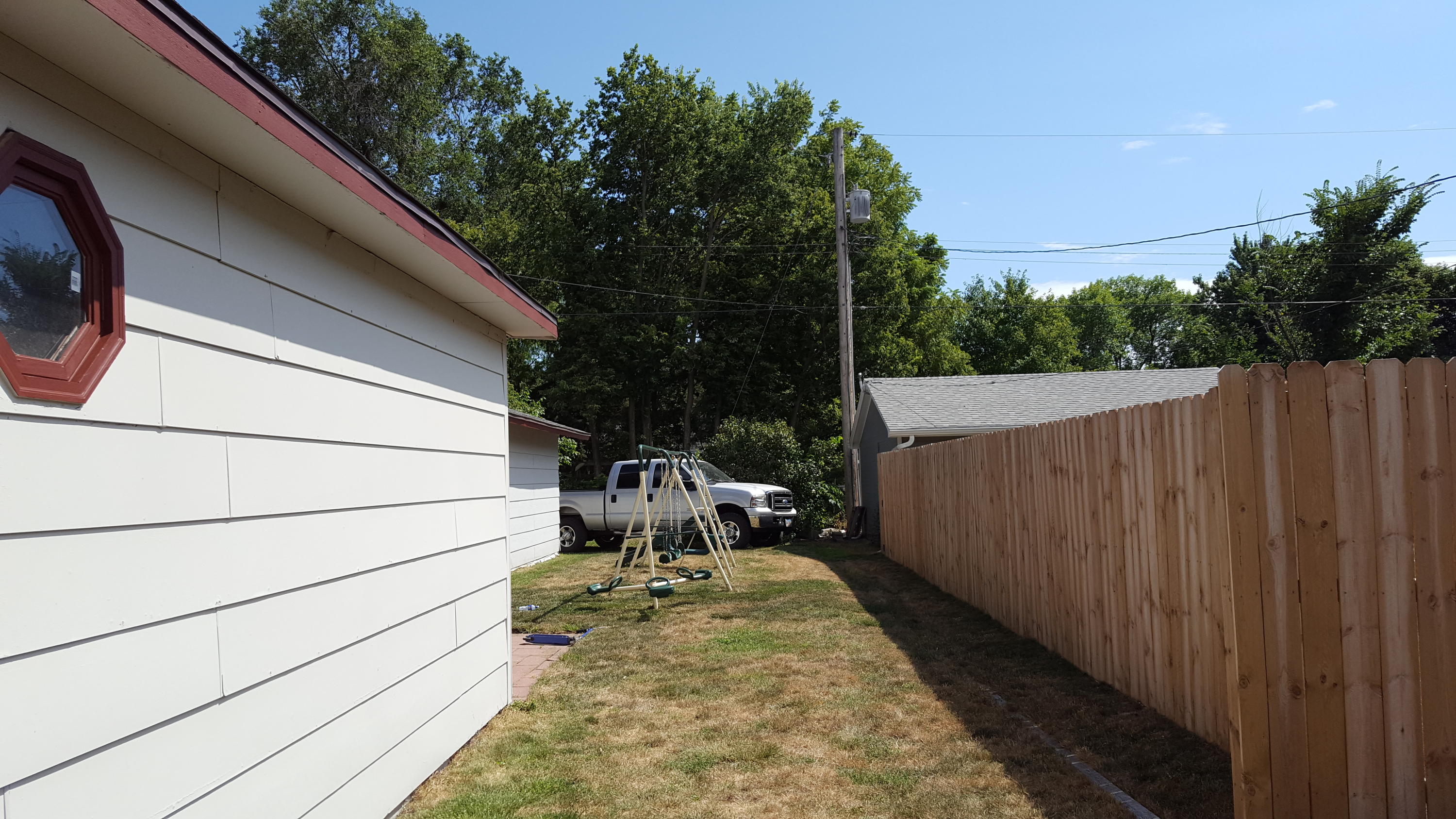 215 W 11th Ave