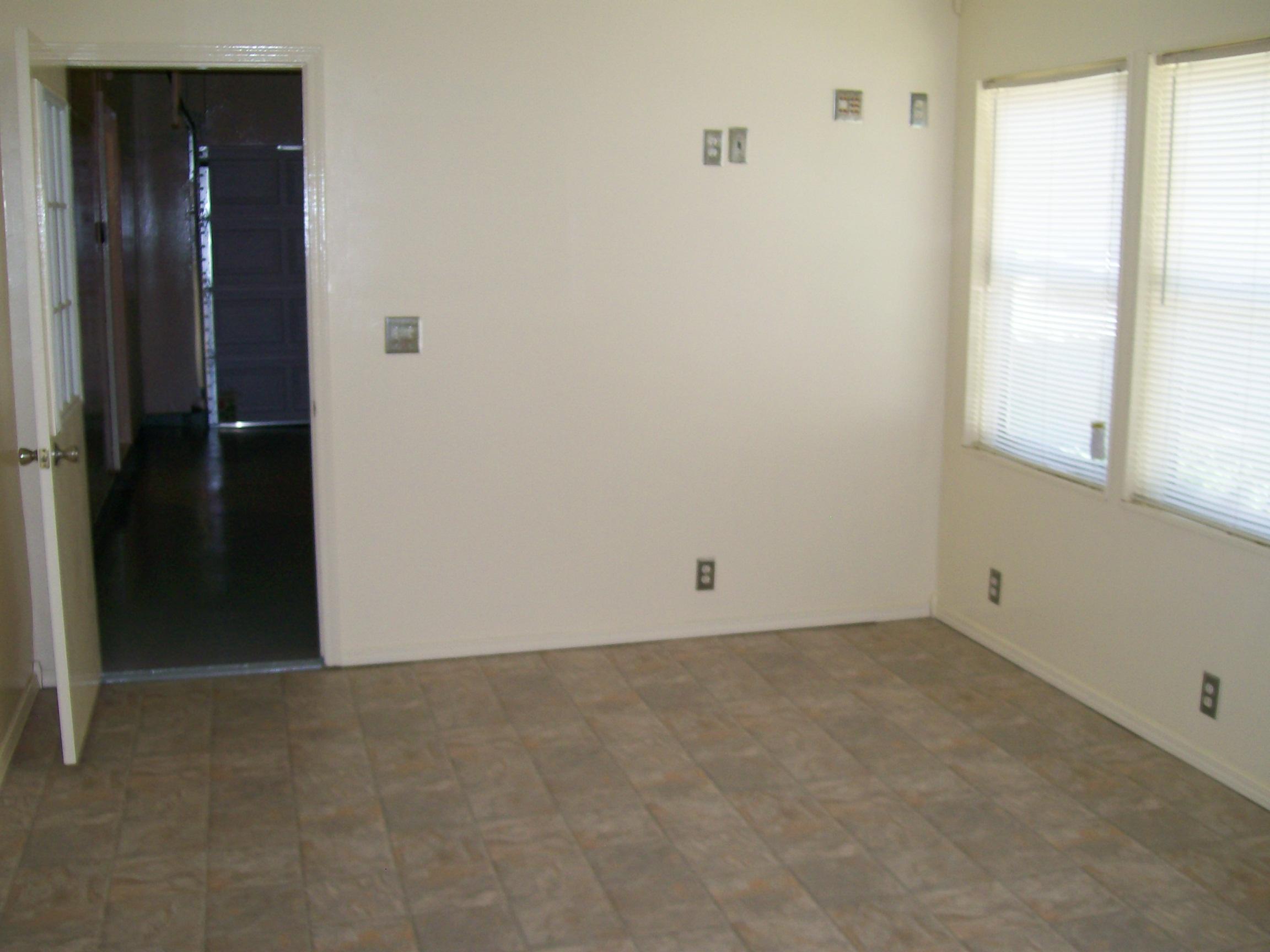 1312 Bridle Drive Dr