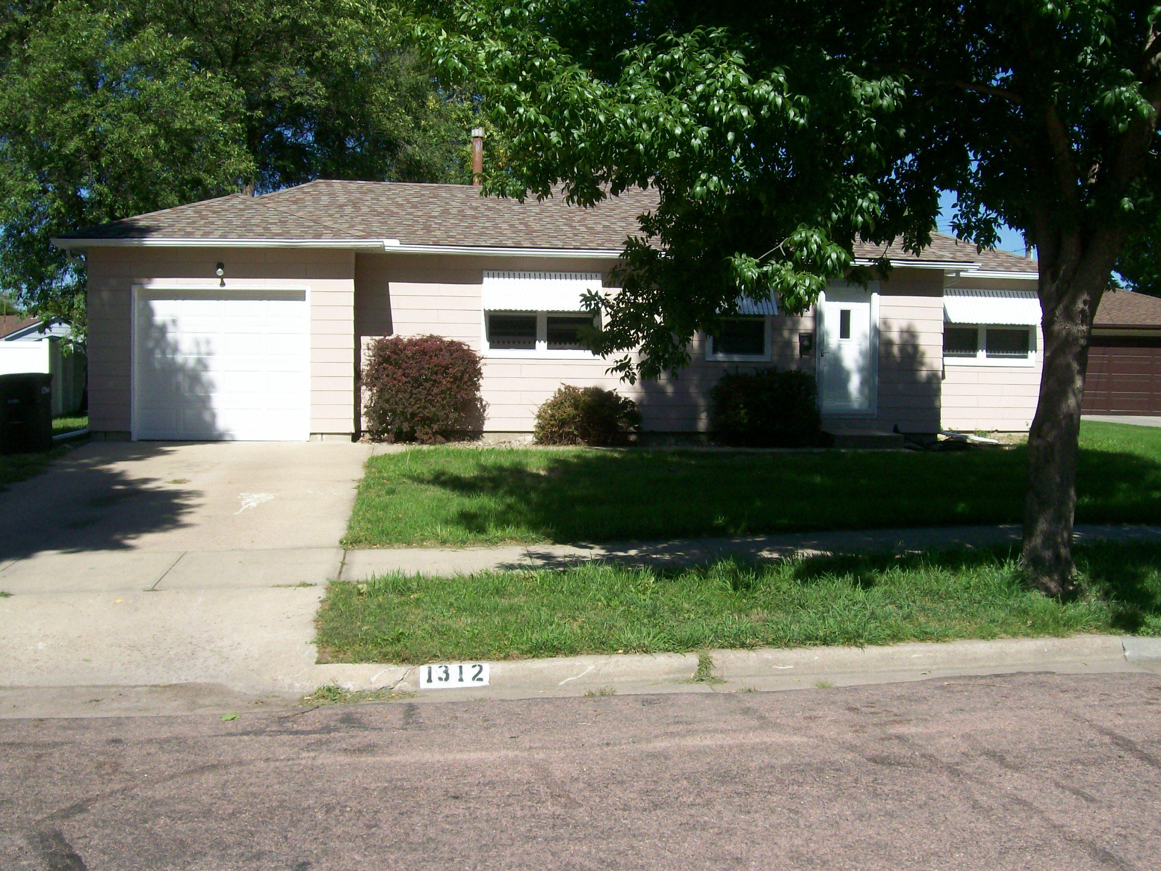 1312 Bridle Drive Dr