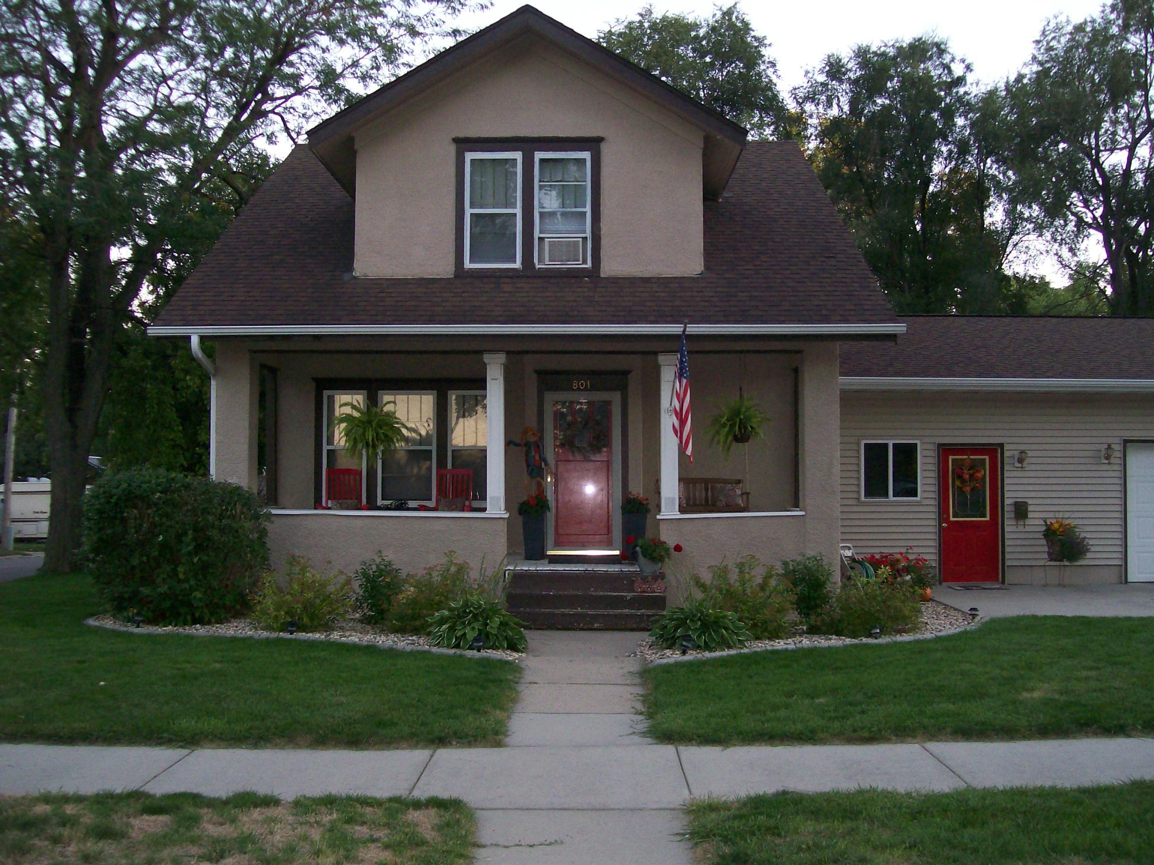 801 W 7th Ave