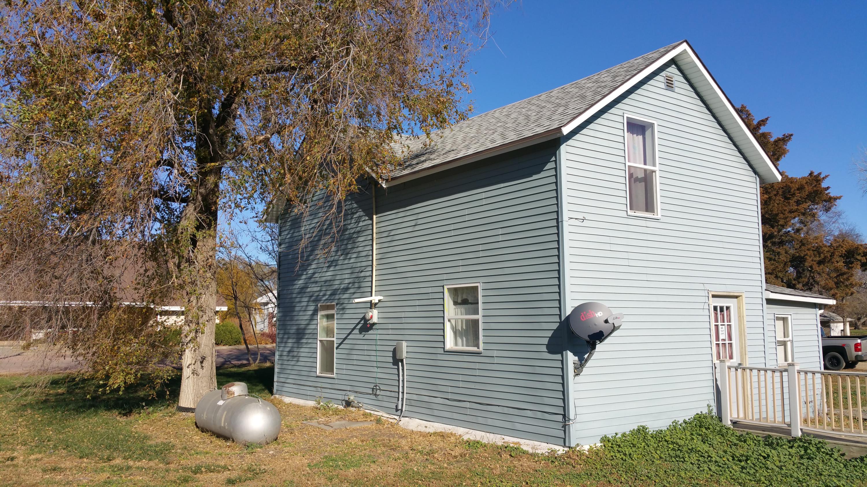 205 East St