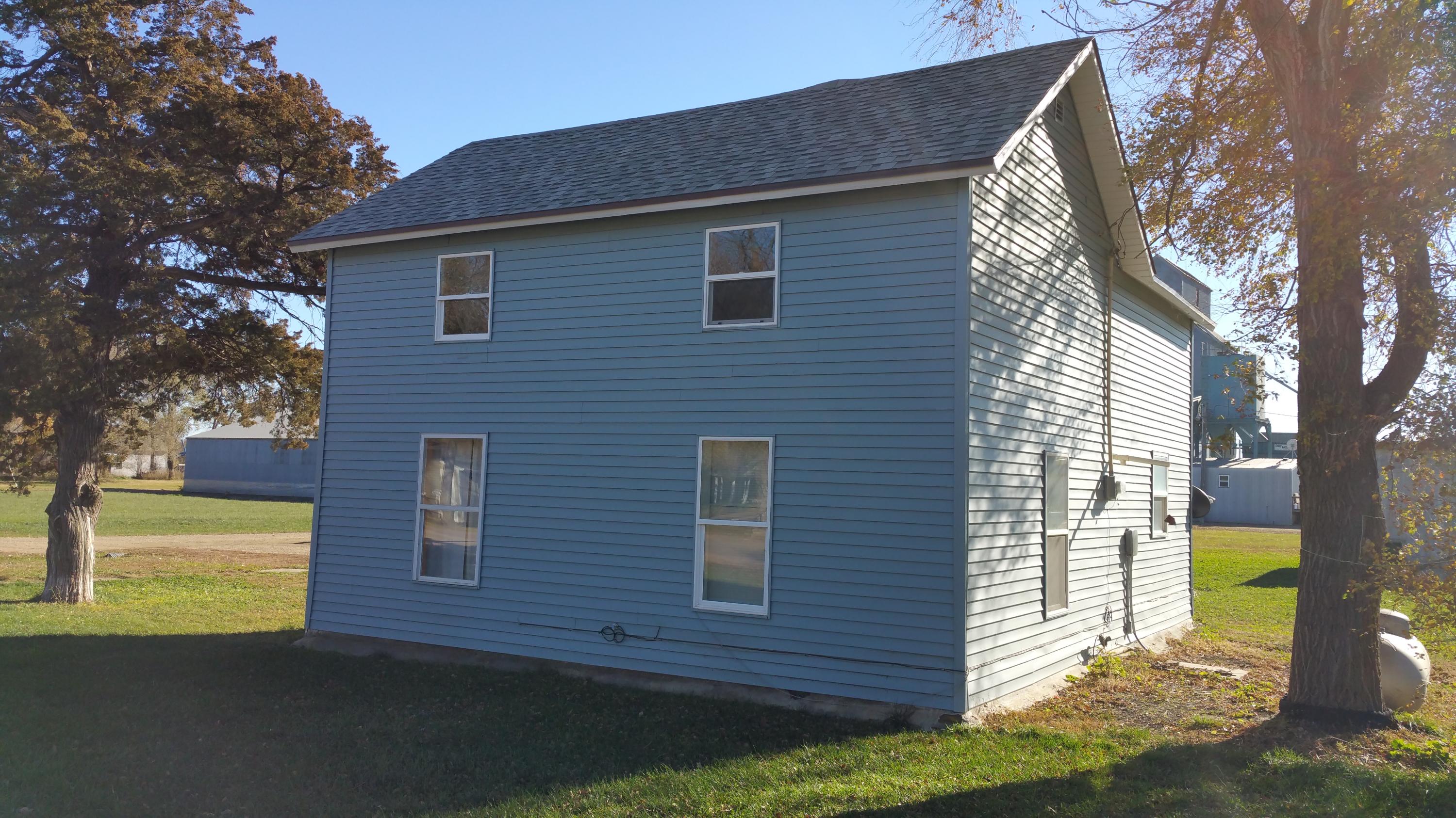 205 East St