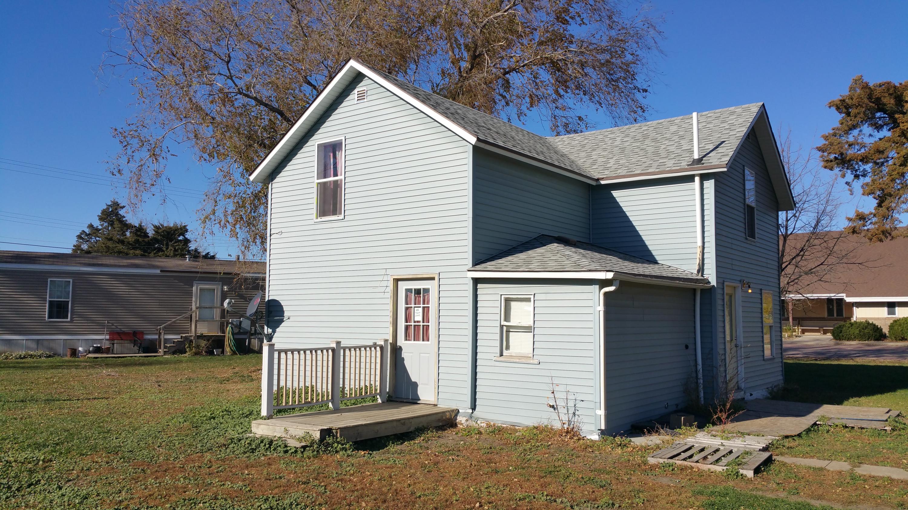 205 East St