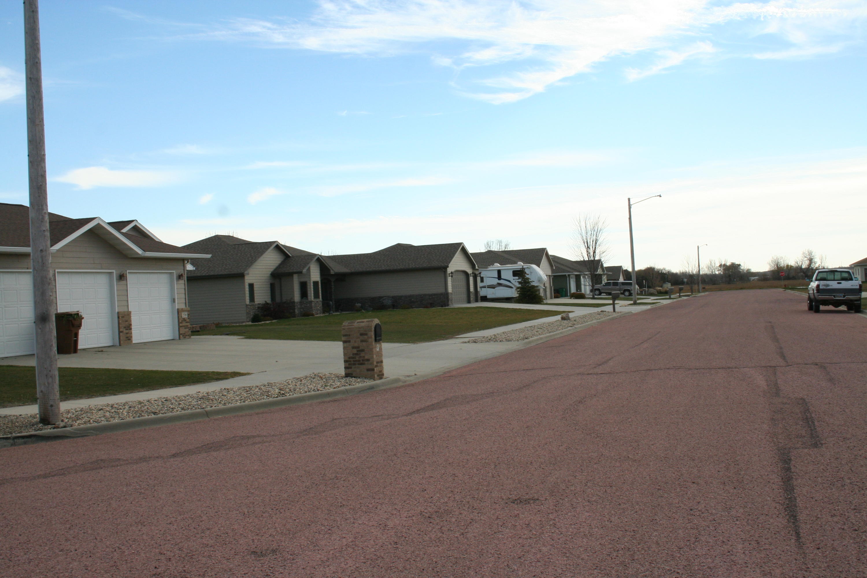 2701 Mentzer Ct
