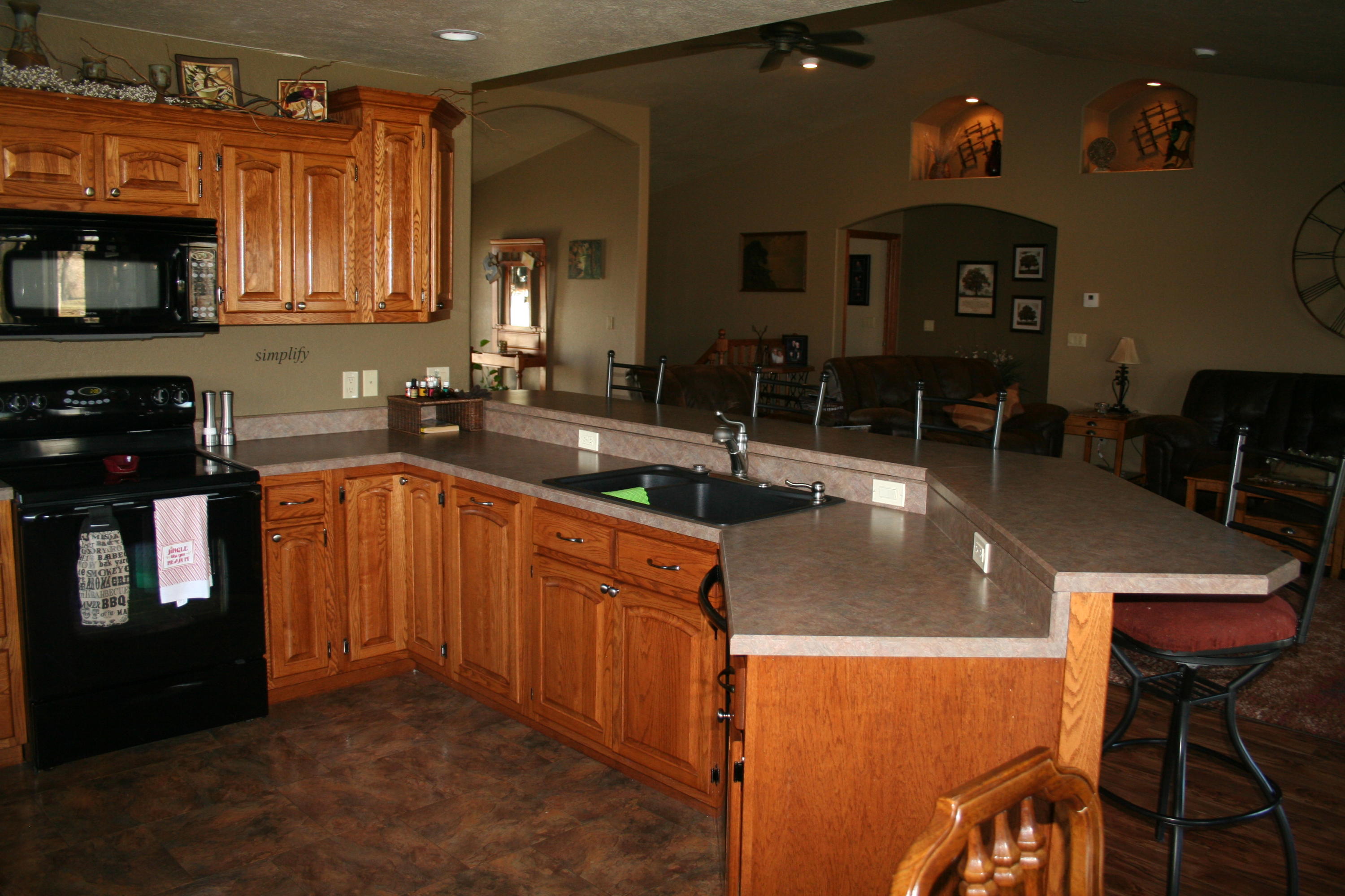 2701 Mentzer Ct