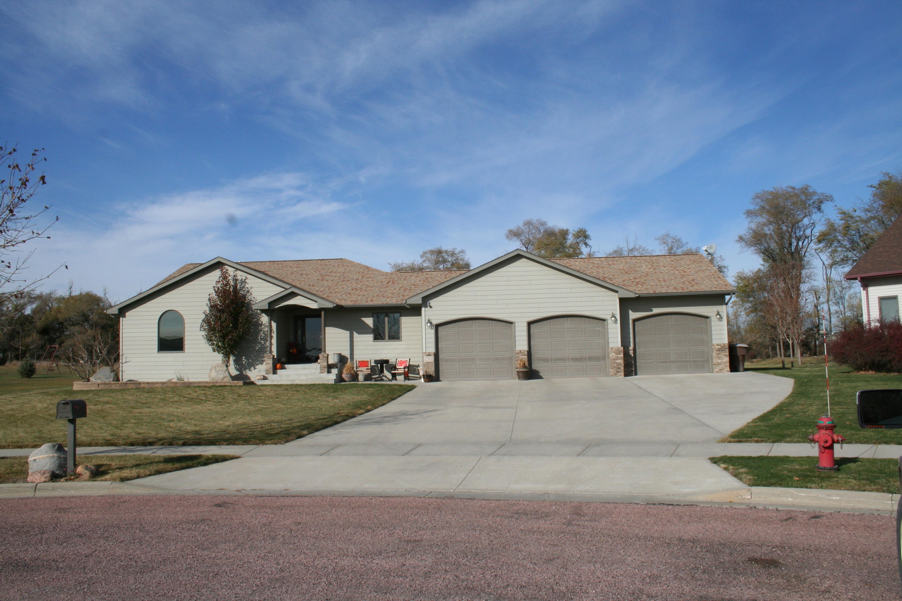 2701 Mentzer Ct
