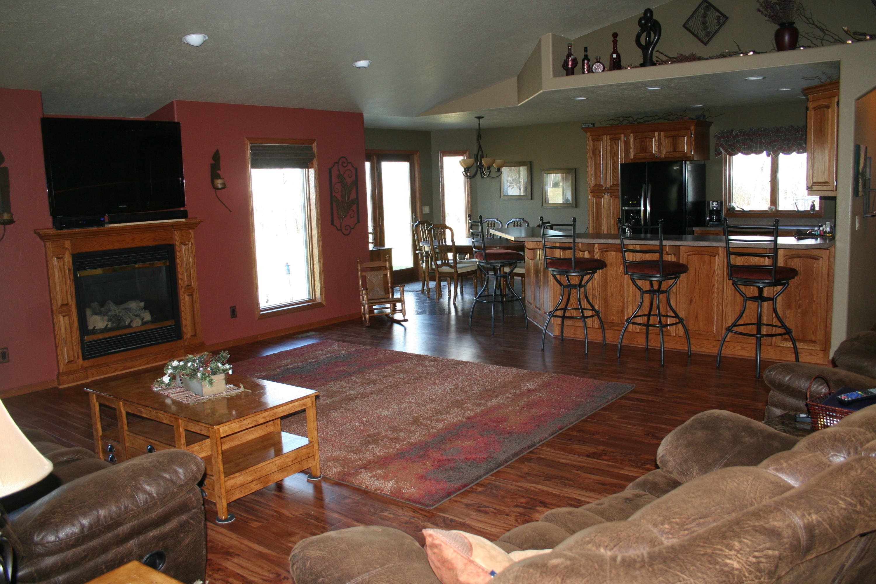 2701 Mentzer Ct