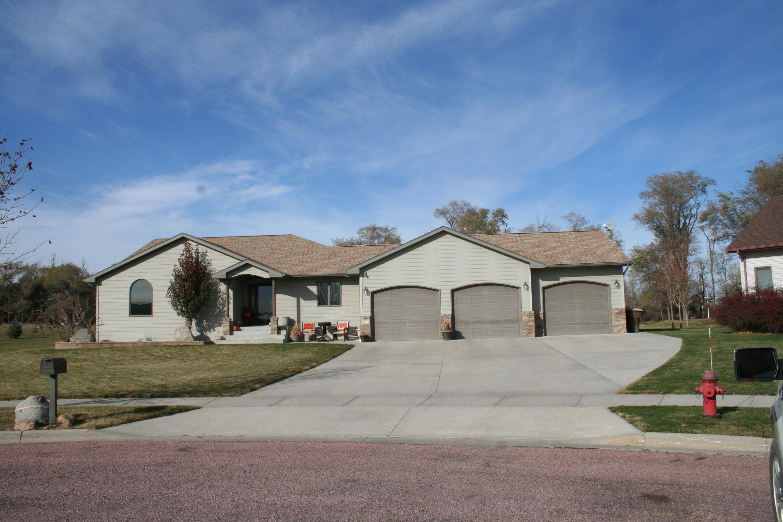 2701 Mentzer Ct