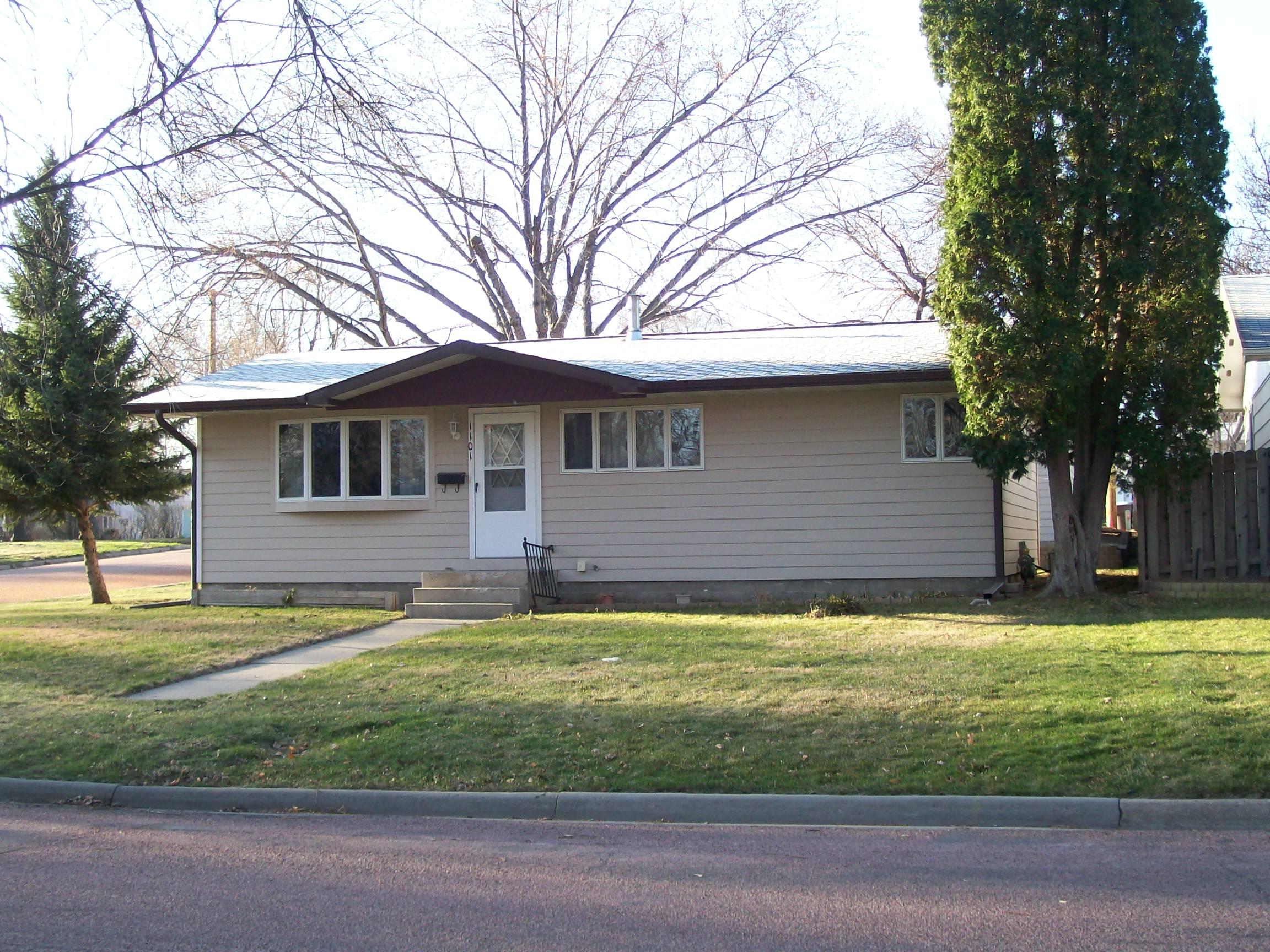 1101 West 6th Ave