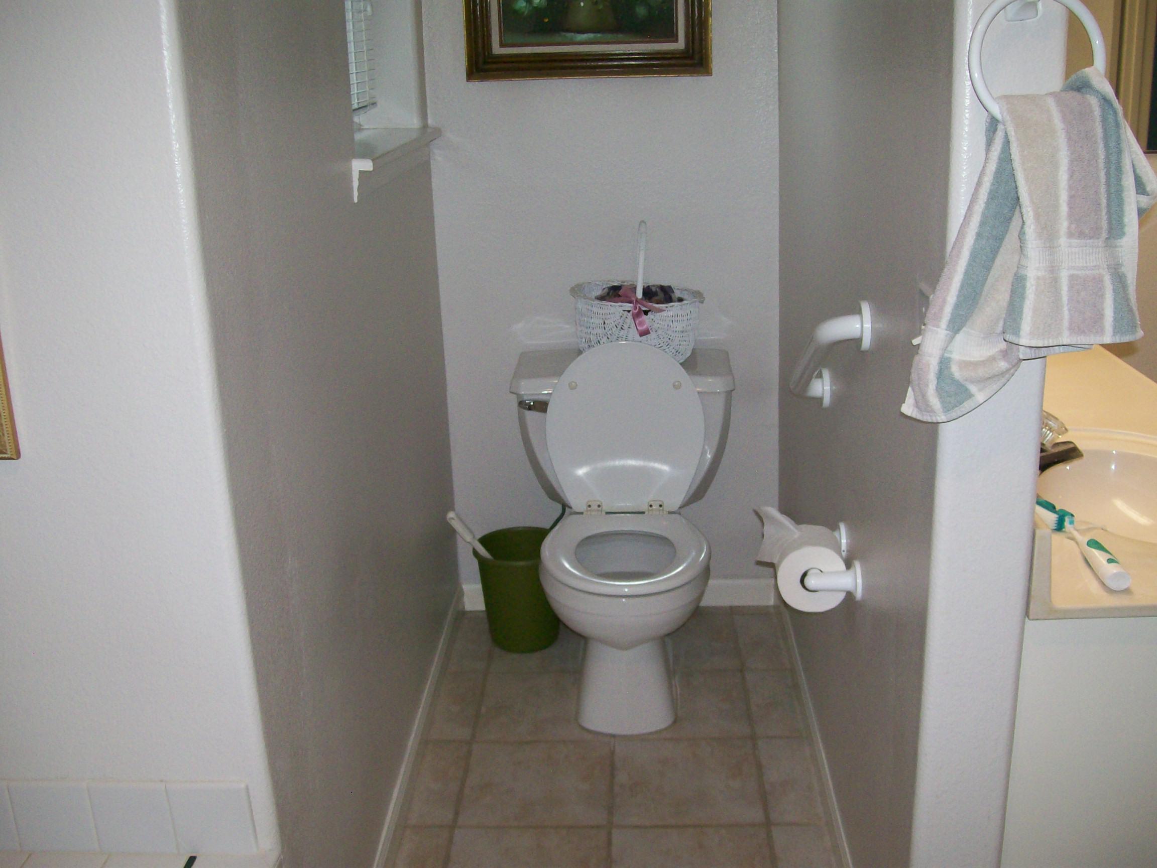406 East Elm St