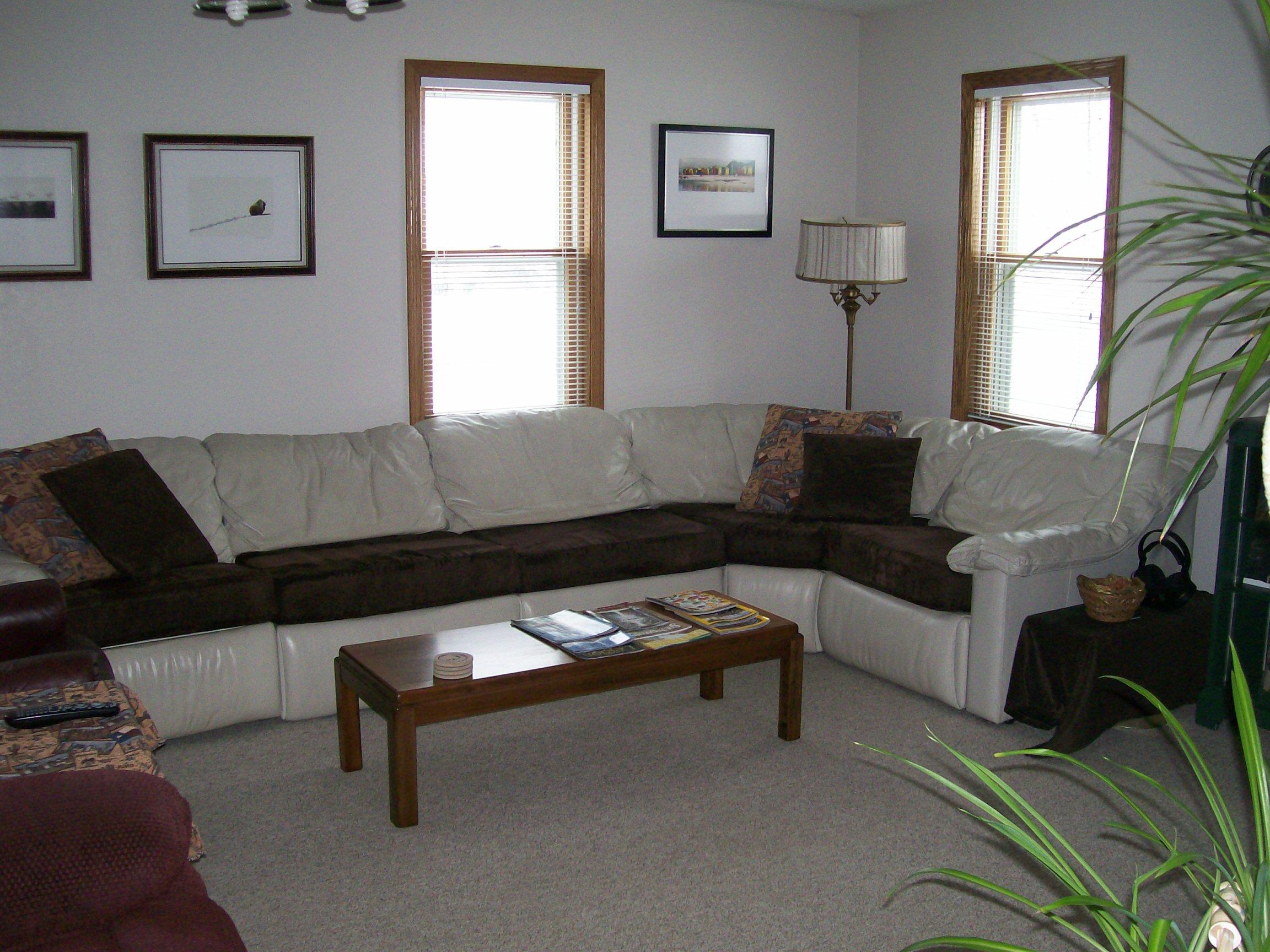 406 East Elm St